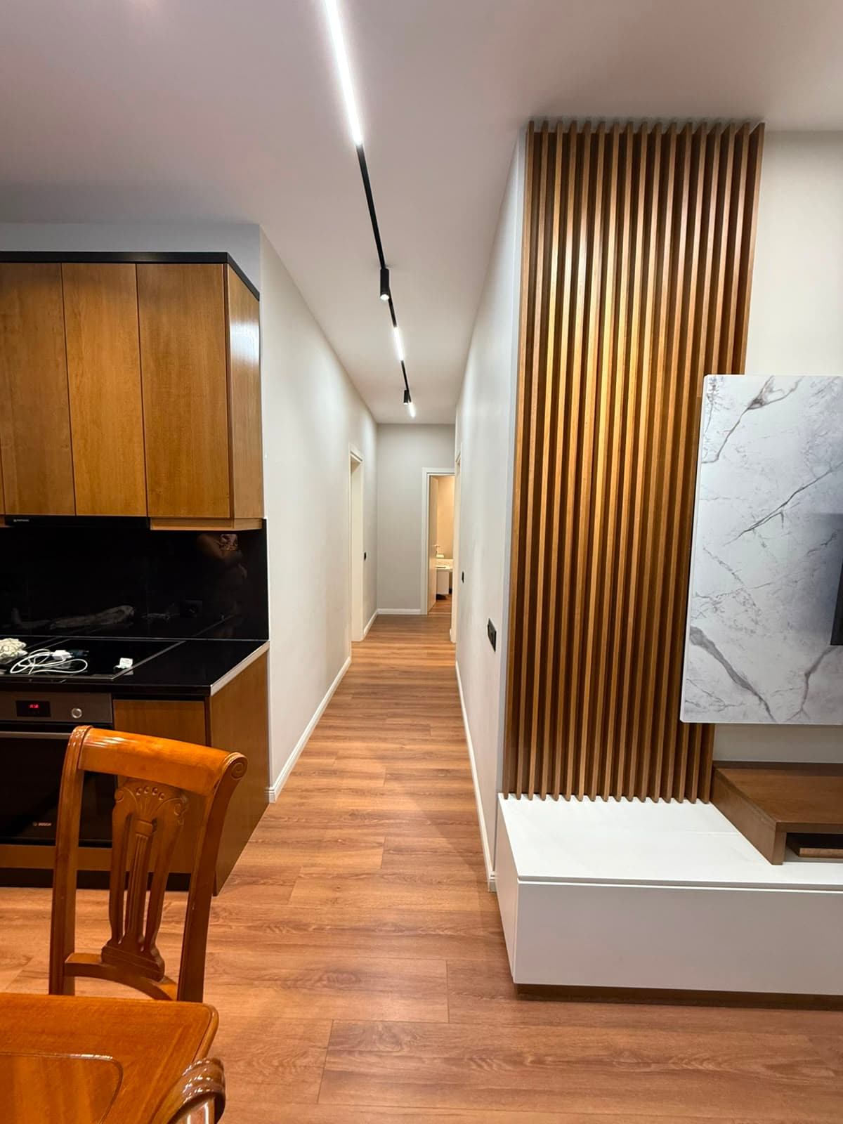 Apartament 2+1 me parkim, tek Rruga 5 Maji! 2