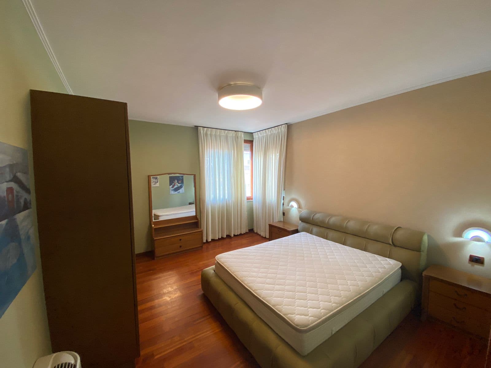 Apartament me Qera 2+1+2, Rruga e Kosovareve! 3