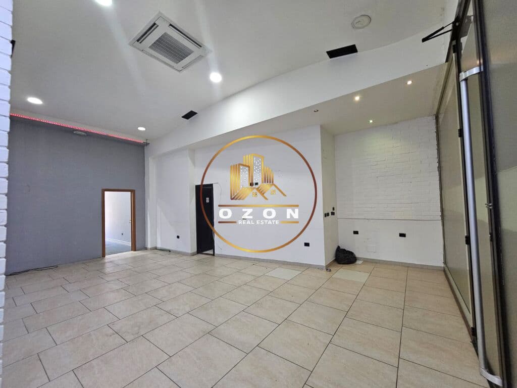 Ambient Biznesi me Qira tek Galeria 17 Nëntori! 3