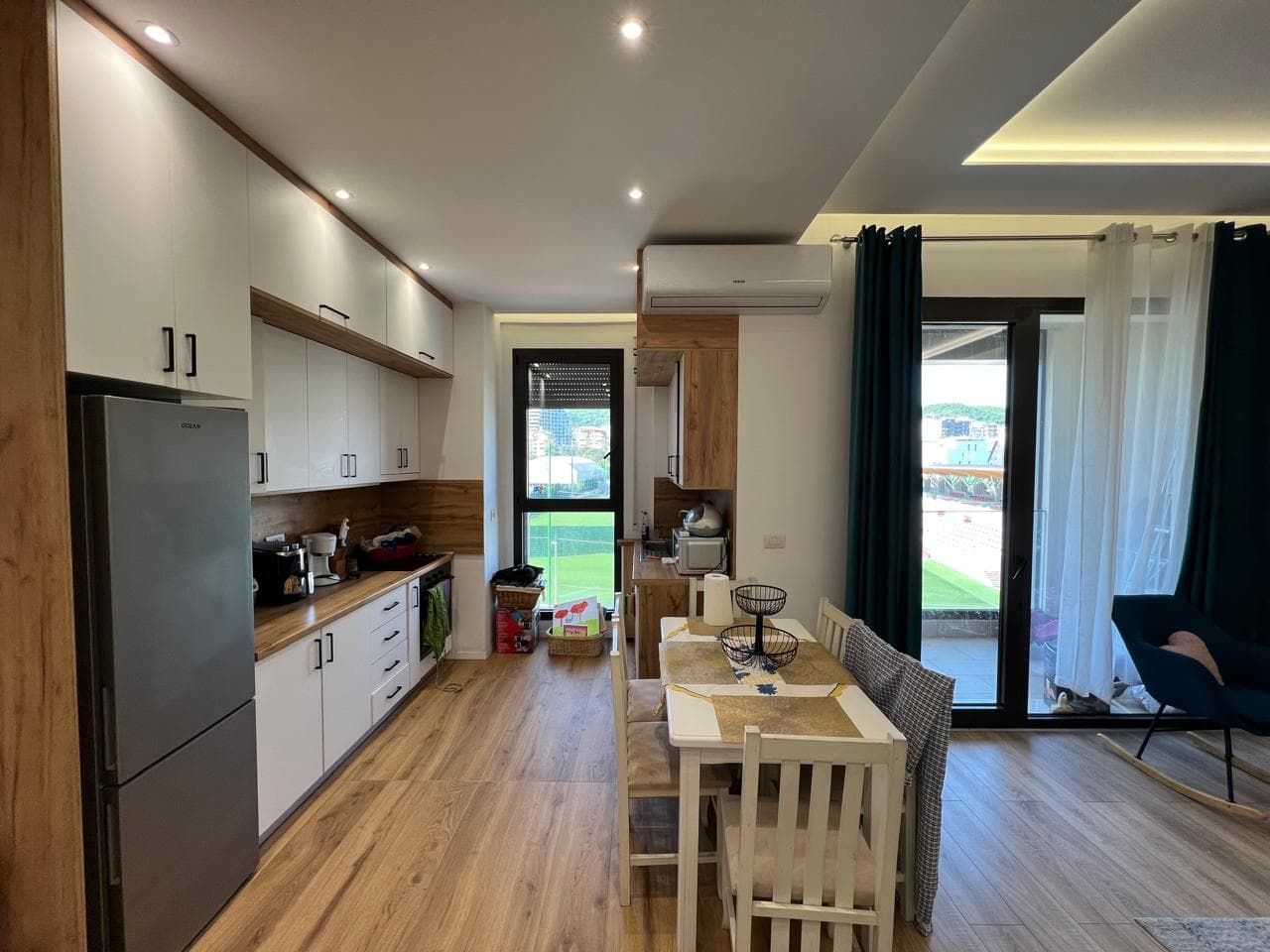 Super Apartament 2+1 me Post Parkimi për Qira – Rruga e Kosovareve 2
