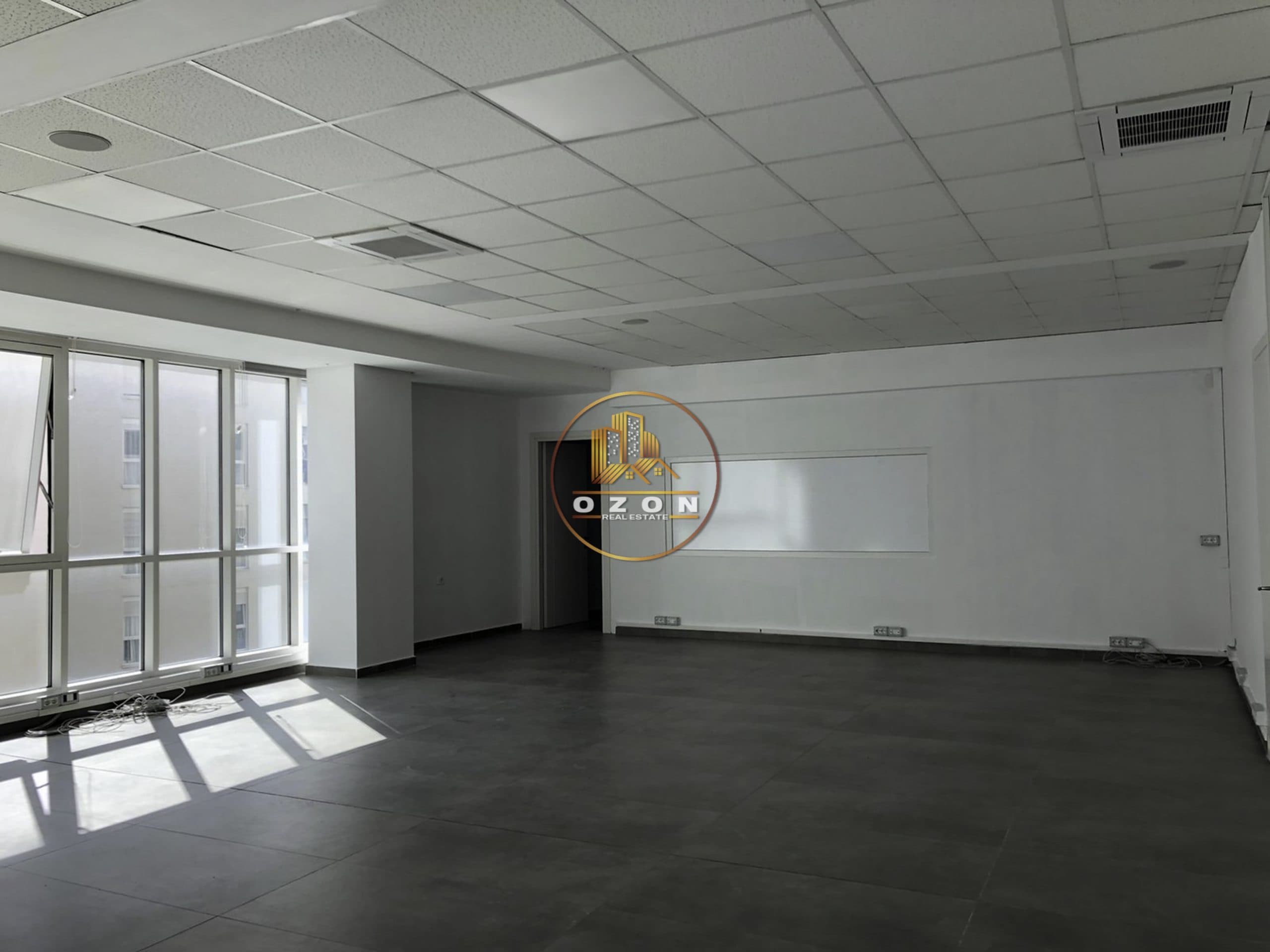 Jepet ambient biznesi me qera tek Kompleksi Kontakt !