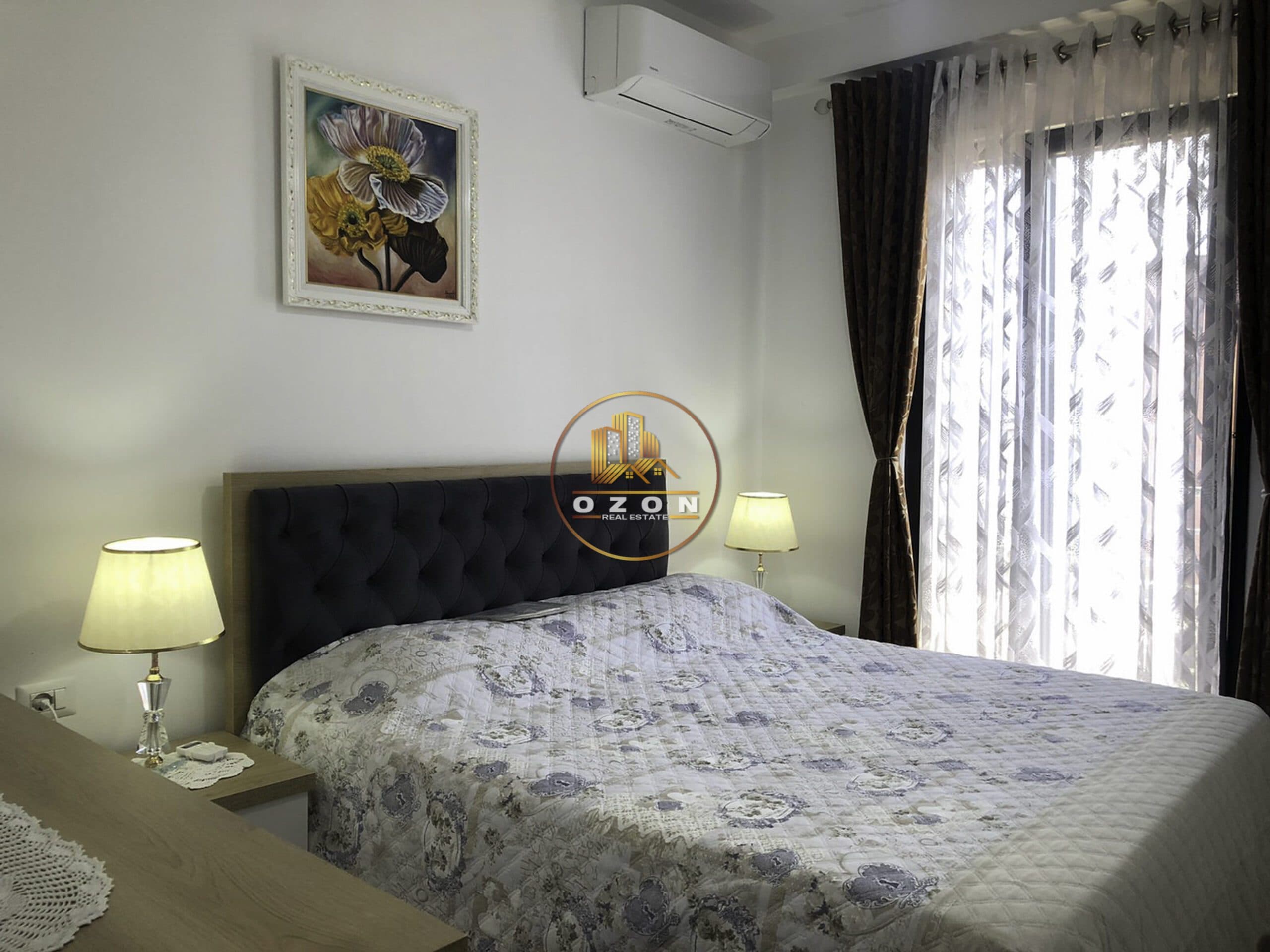 APARTAMENT 1+1 ME QERA TEK 21 DHJETORI ! 4