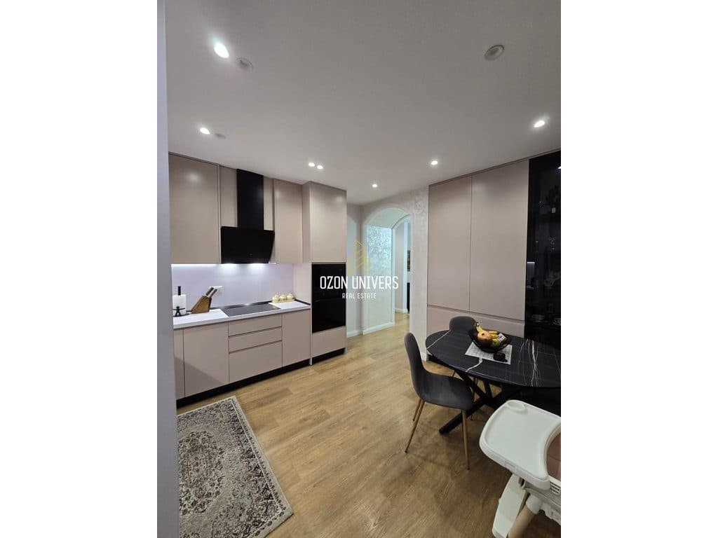 Apartament 2+1 për qira tek Sheshi Willson! 4