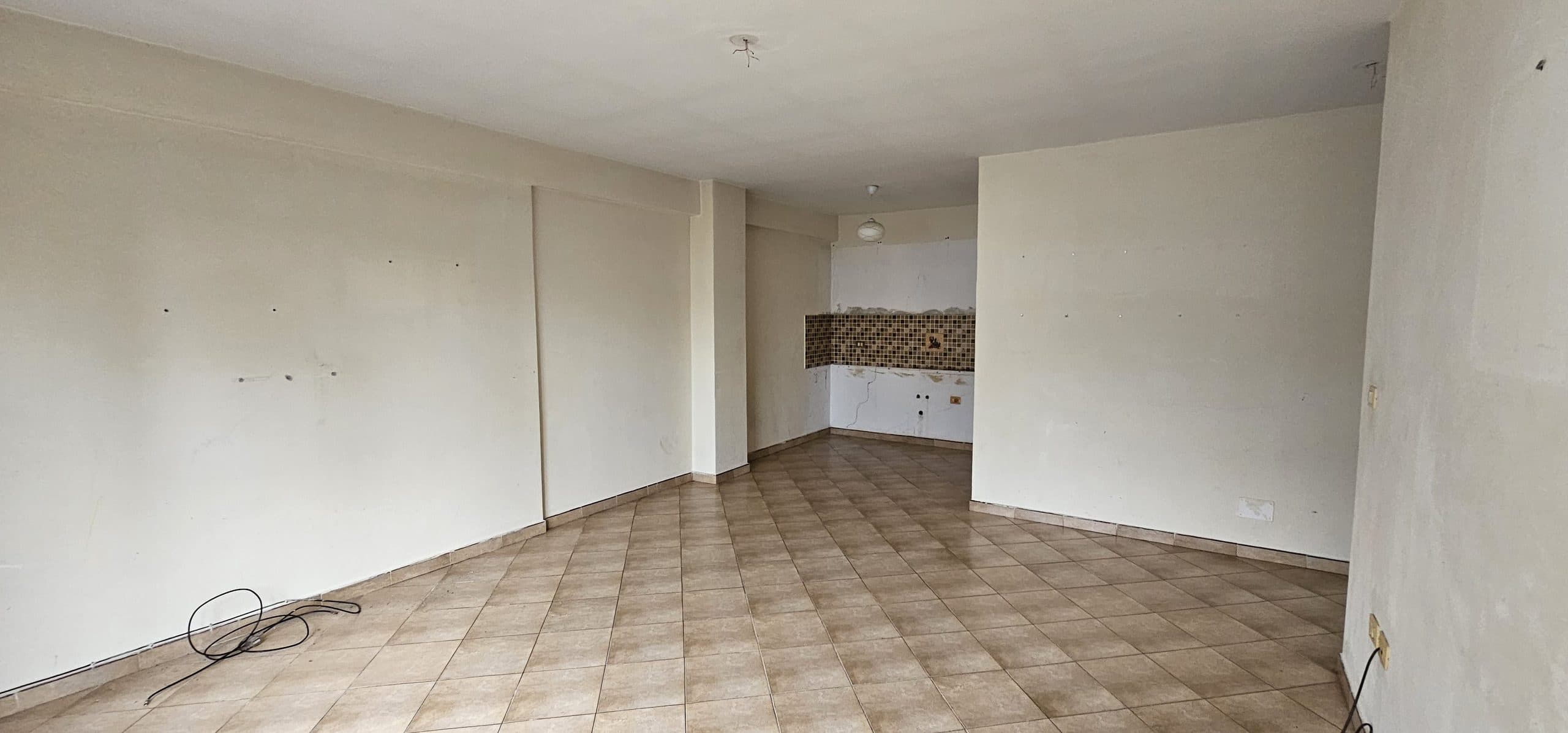 Apartament 2+1+2 për Shitje tek Jordan Misja! 3