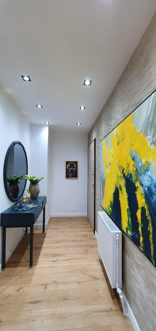 Apartament 2+1 per qira te Rruga e Kosovareve ! 4
