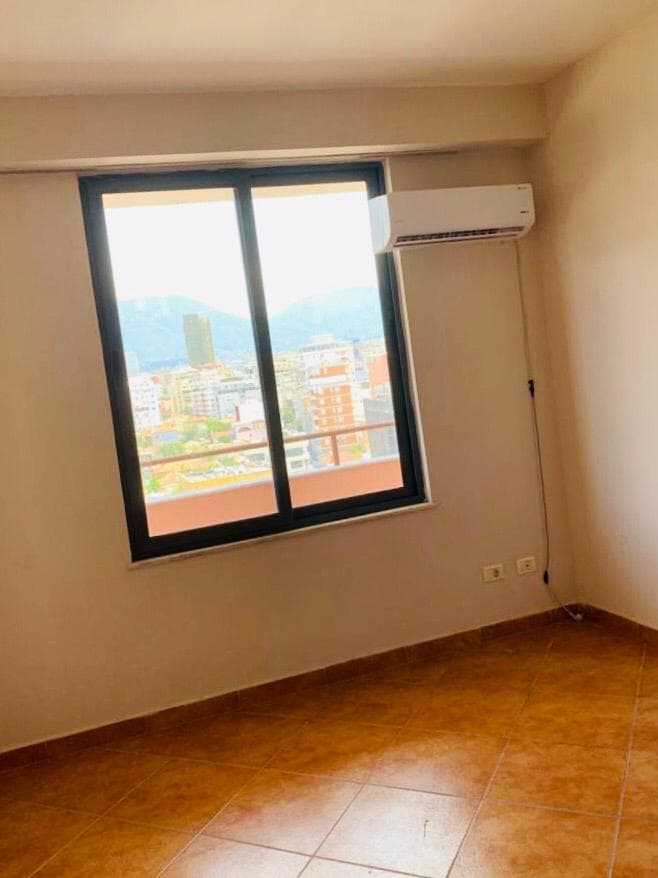 Apartament per qira 2+1 . Adresa : Myslym Shyri 4