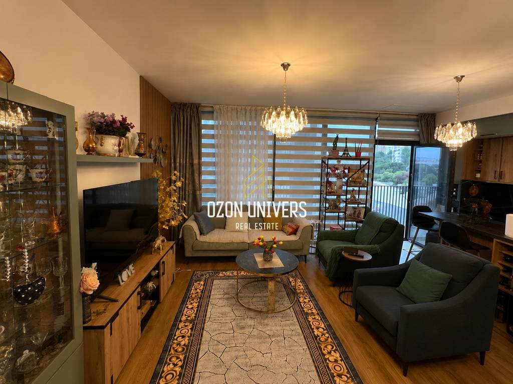 Apartament 2+1+2 për qira, tek Lake View Residence!