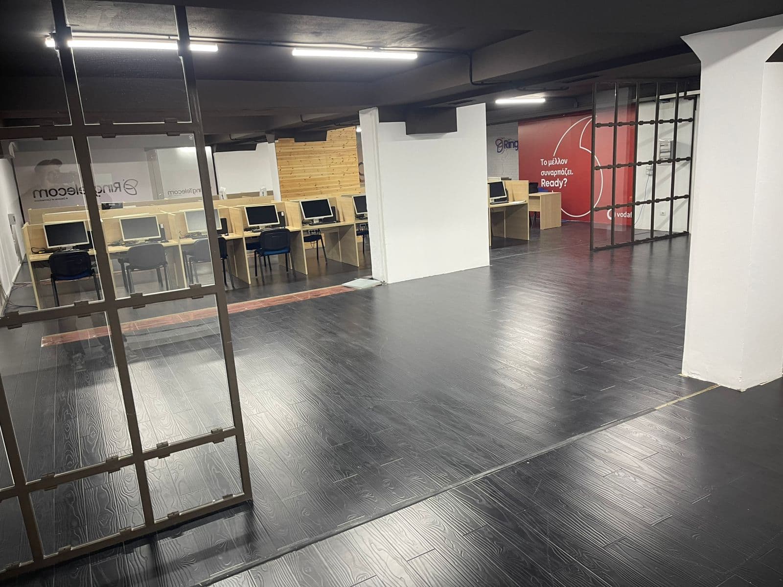 Ambient per Qira 350m2, Sheshi Willson Tirane! 3