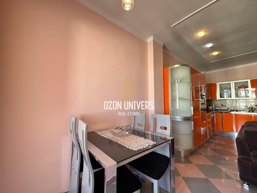 Apartament 2+1 për qira në Bllok! 4