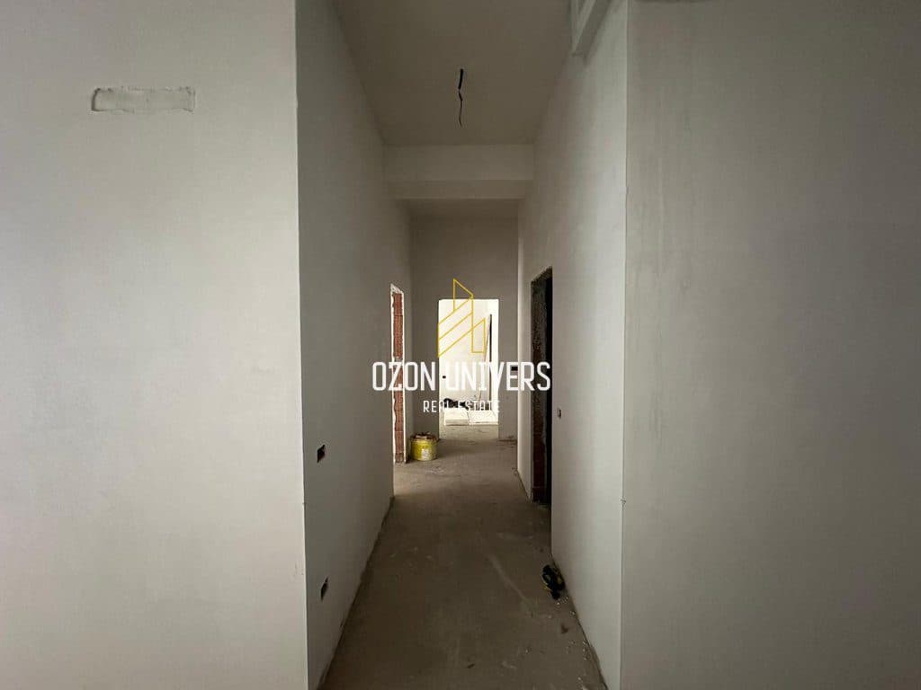 Apartament 2+1 për shitje, Laprakë! 2