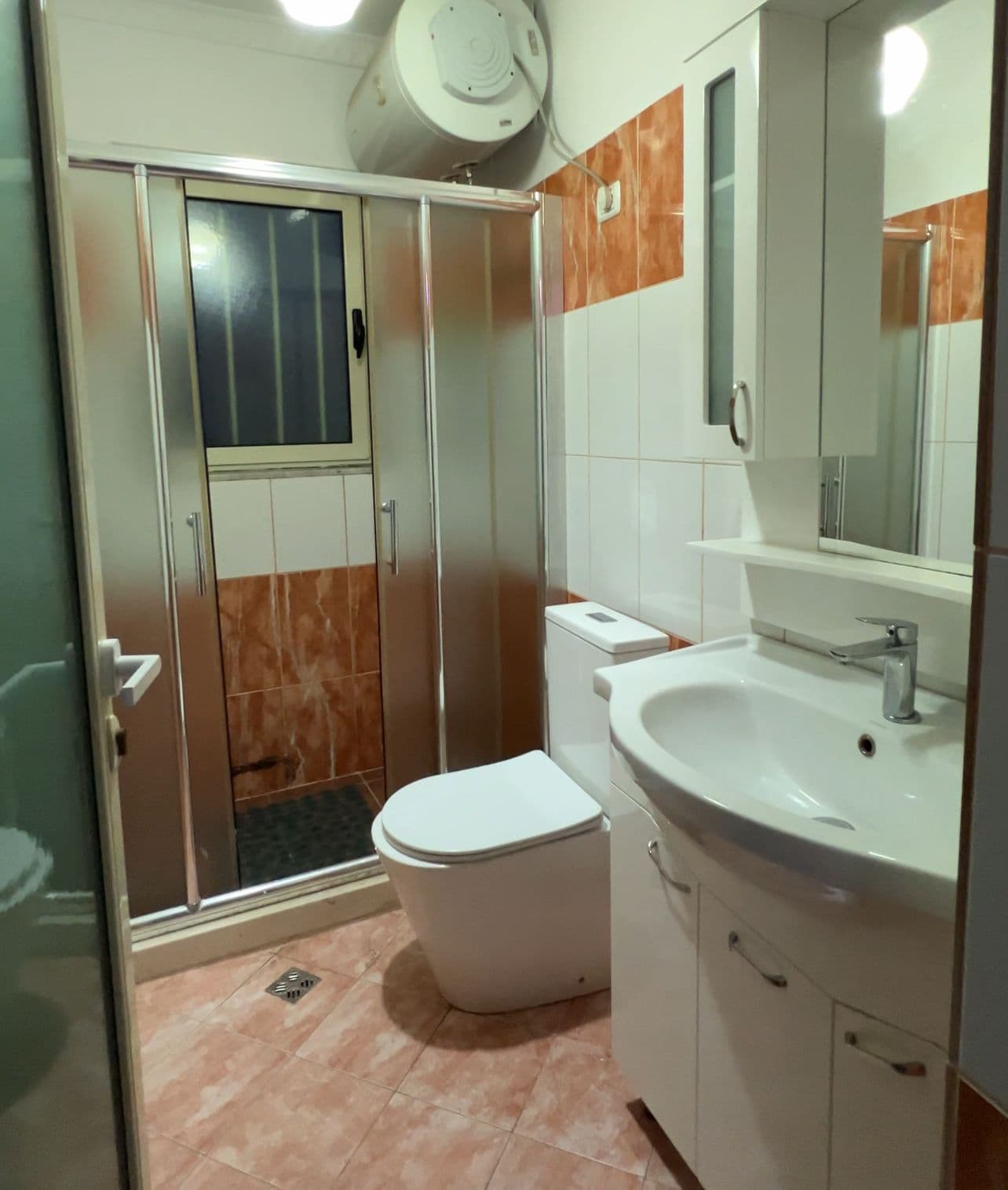 Apartament per Shitje 3+1+2, Te Kodra e Diellit Tirane! 4