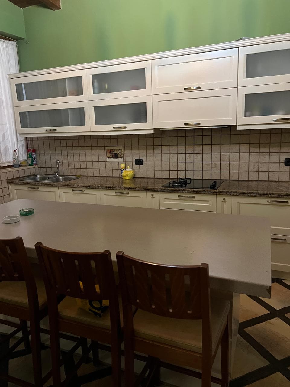 Apartament per Qera 3+1+2, Rruga Kavajes! 2