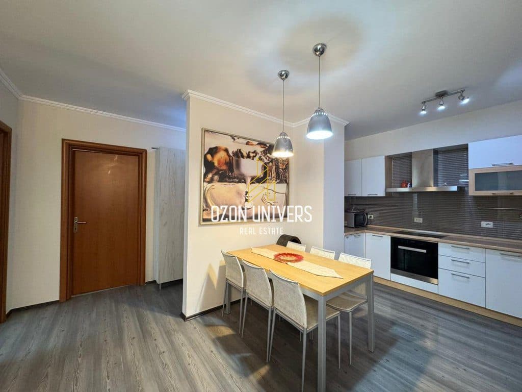 Apartament 2+1+2 për qira në Bllok, pranë Juridikut! 3