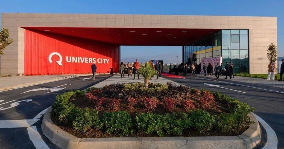 SHITET APARTAMENT 3+1+2 TEK KOMPLEKSI UNIVERS CITY!