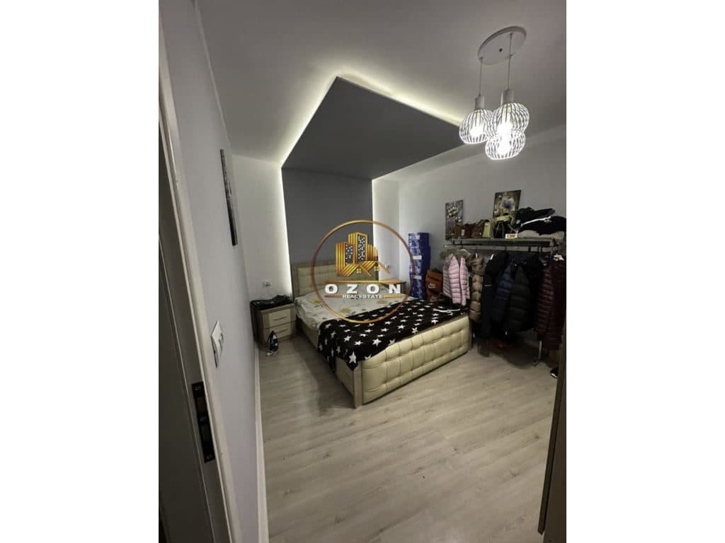 SHITET APARTAMENT 2+1 TEK XHAMIA, KOPSHTI BOTANIK! 4