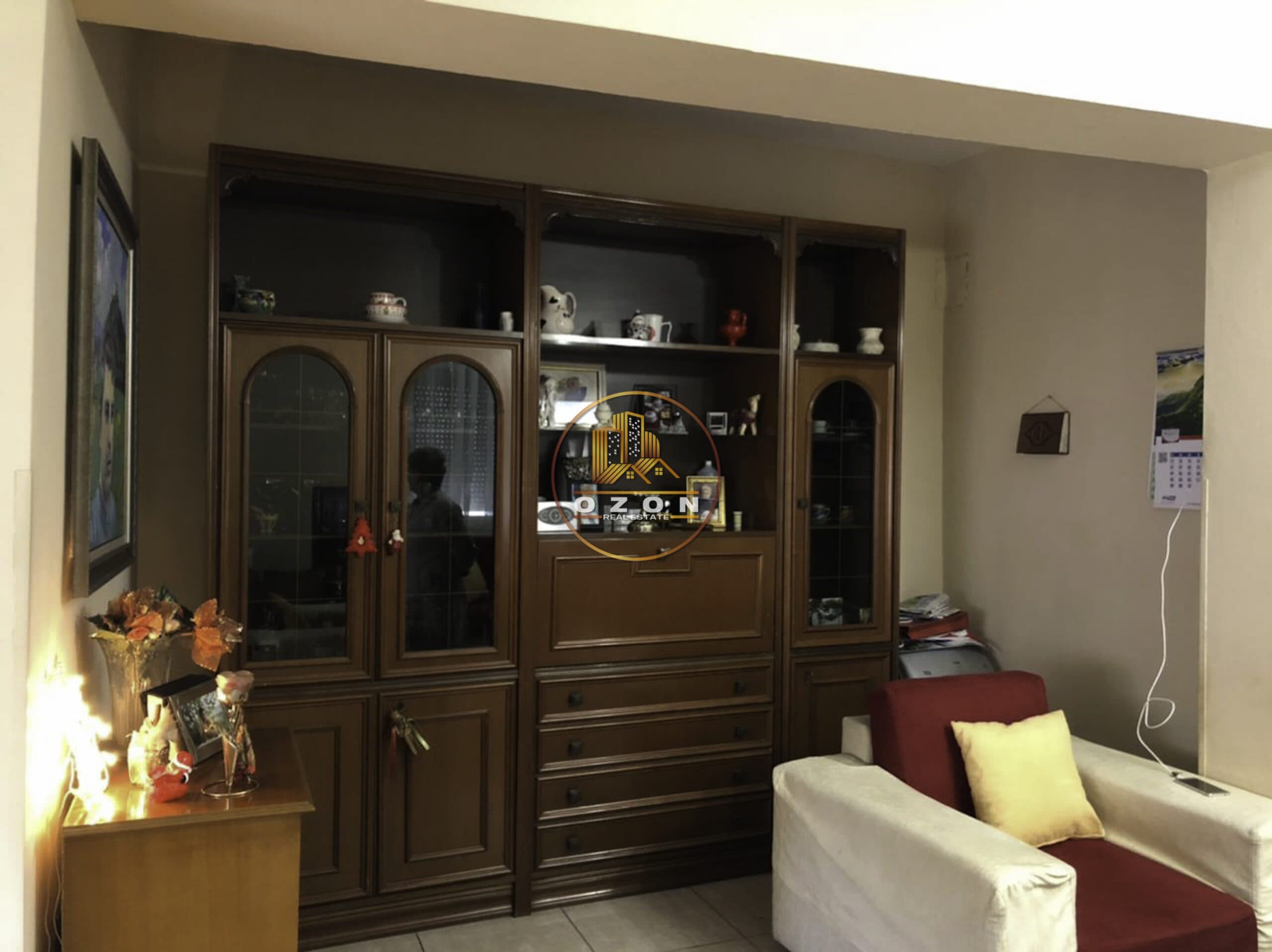 Shitet apartament 2+1 , me Hipoteke ne Bllok, Tirane