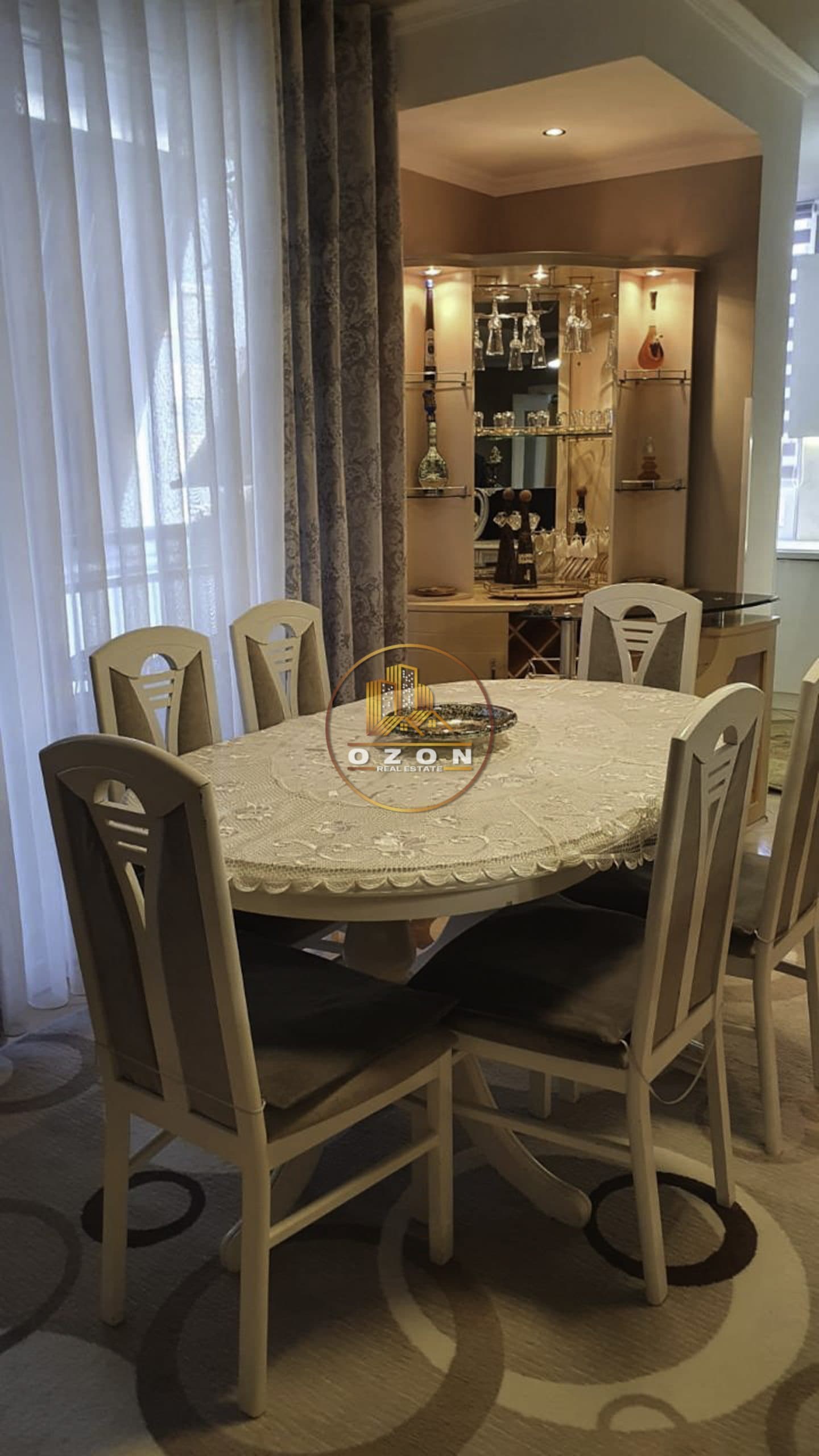 SUPER APARTAMENT ME QERA 3+1 TEK ISH EKSPOZITA !
