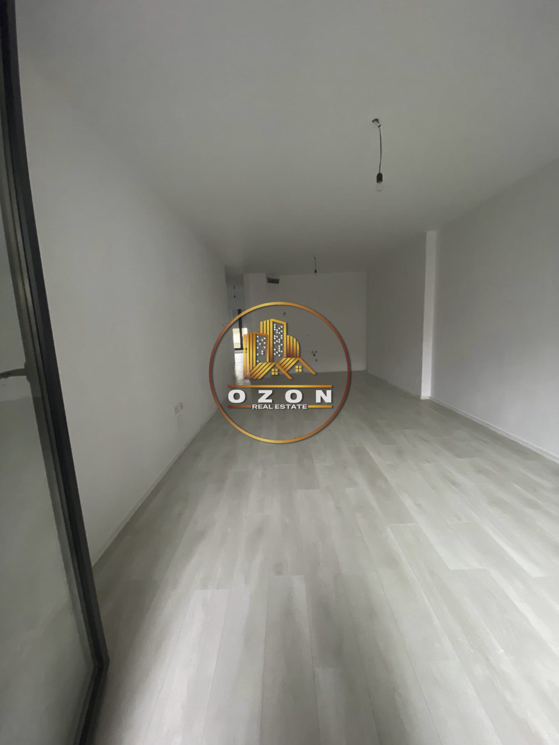 JEPET ME QERA APARTAMENT 2+1+2 TEK KOMPLEKSI ZIRKON ! 3