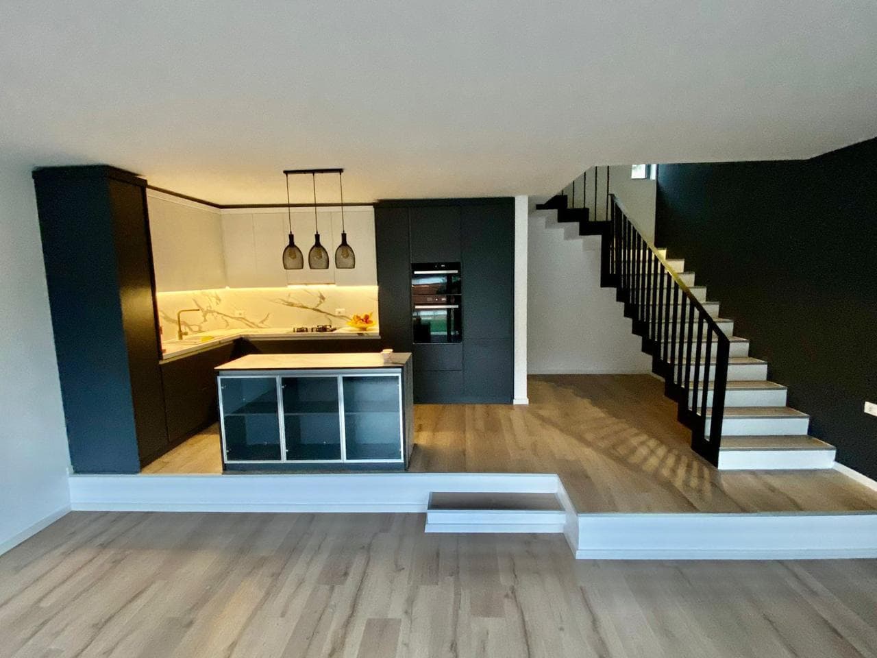 Viletë për Qira tek Olive Grove Residence! 3