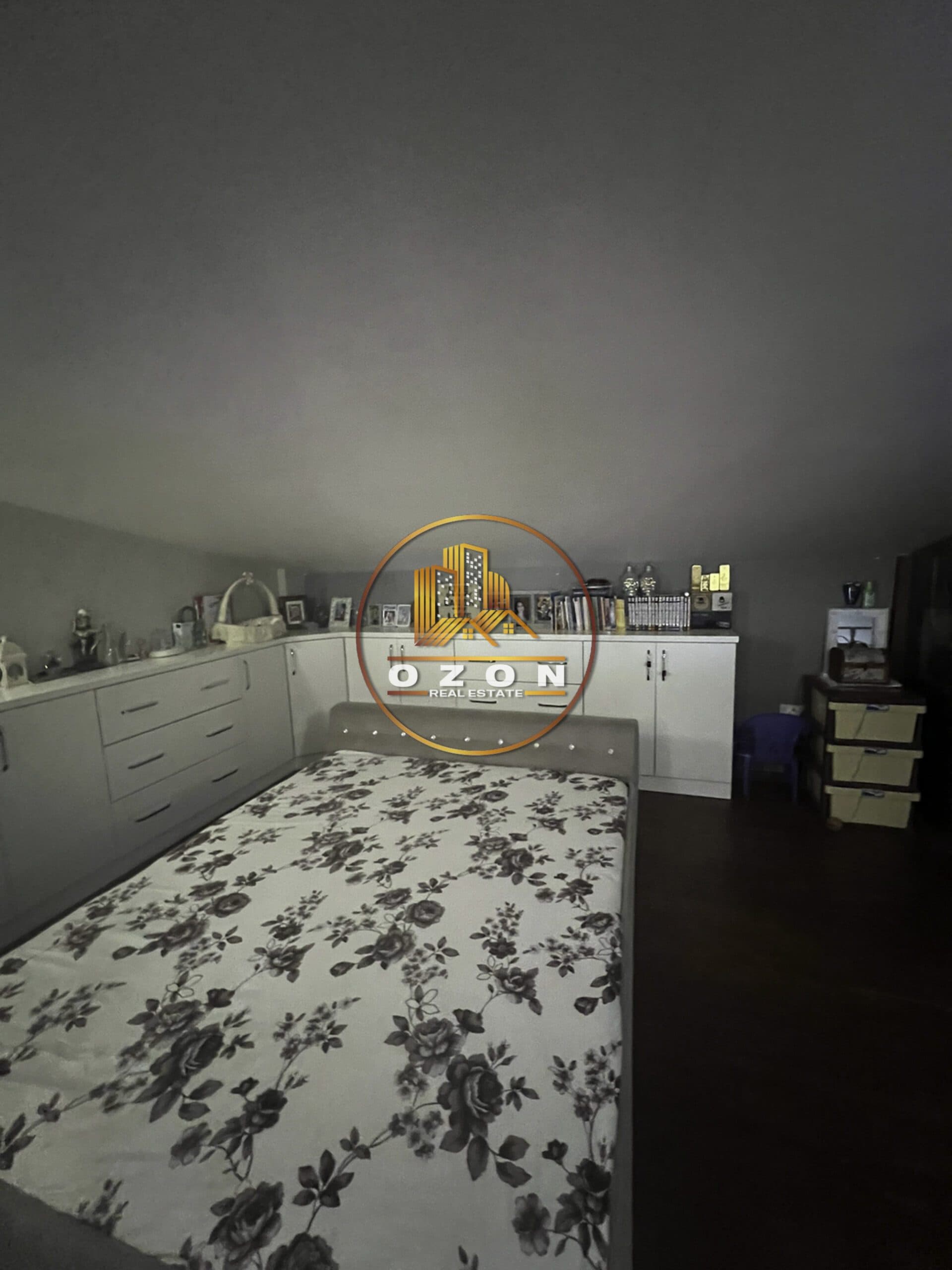 SHITET APARTAMENT PAPAFINGO 2+2+VERANDE tek LIQENI I THATE!