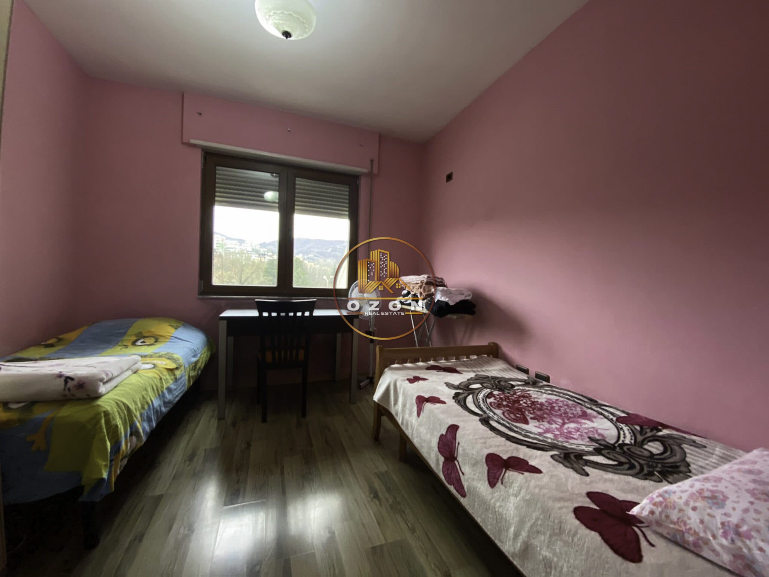 JEPET ME QERA APARTAMENT 2+1 TEK KOMUNA E PARISIT !