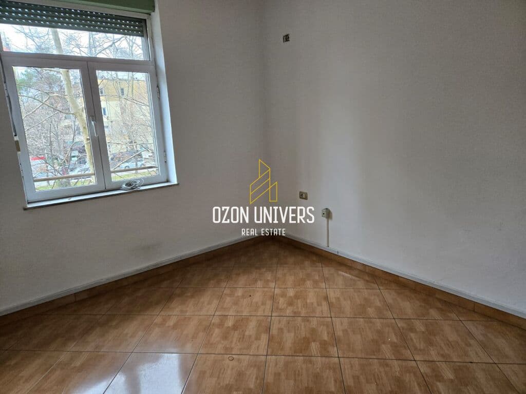 Apartament 2+1 Me Qira Tek Pallatet Agimi !