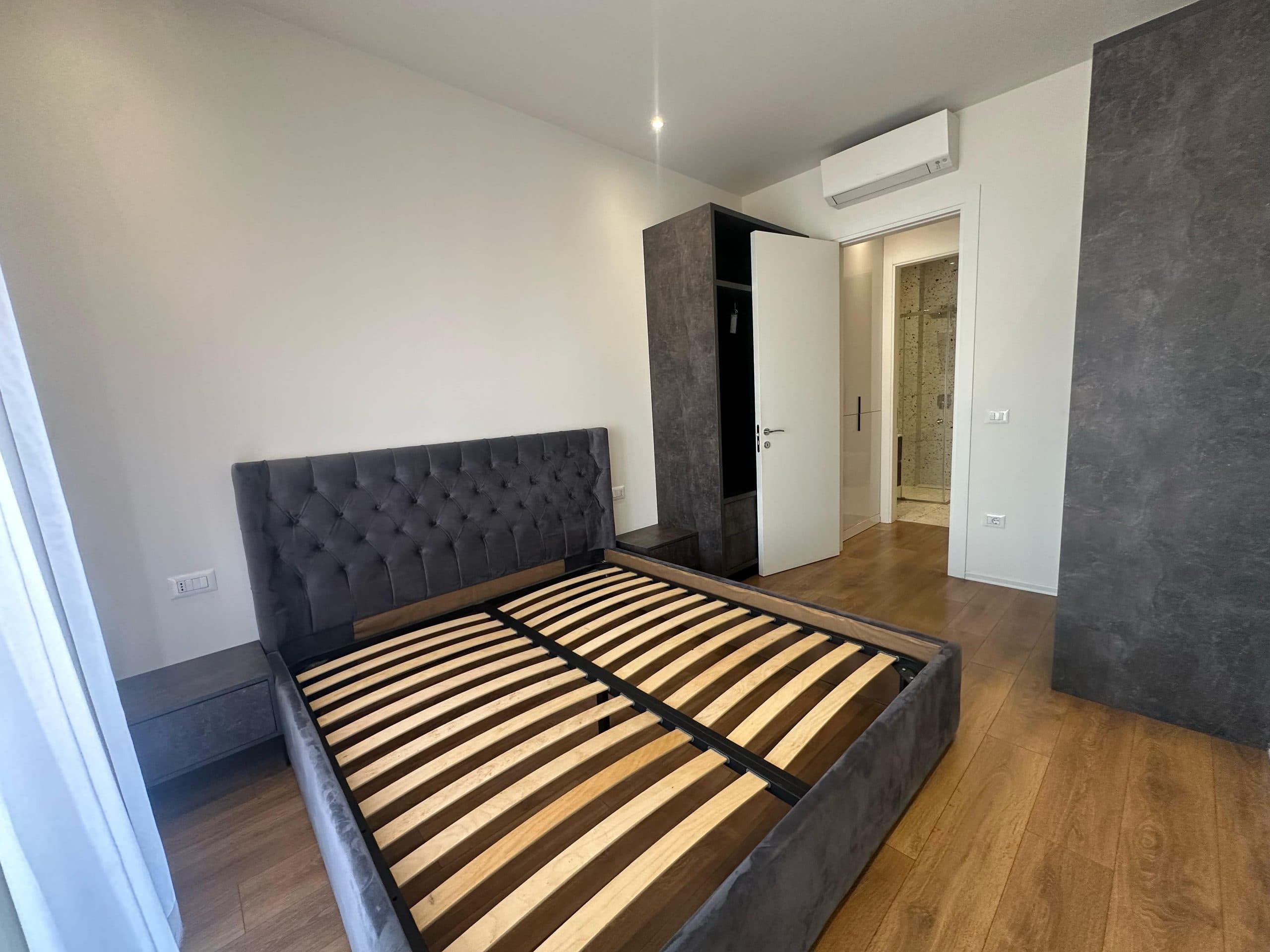Apartament 1+1+Parking për Qira – Kompleksi Delijorgji, Rruga e Kavajës! 3