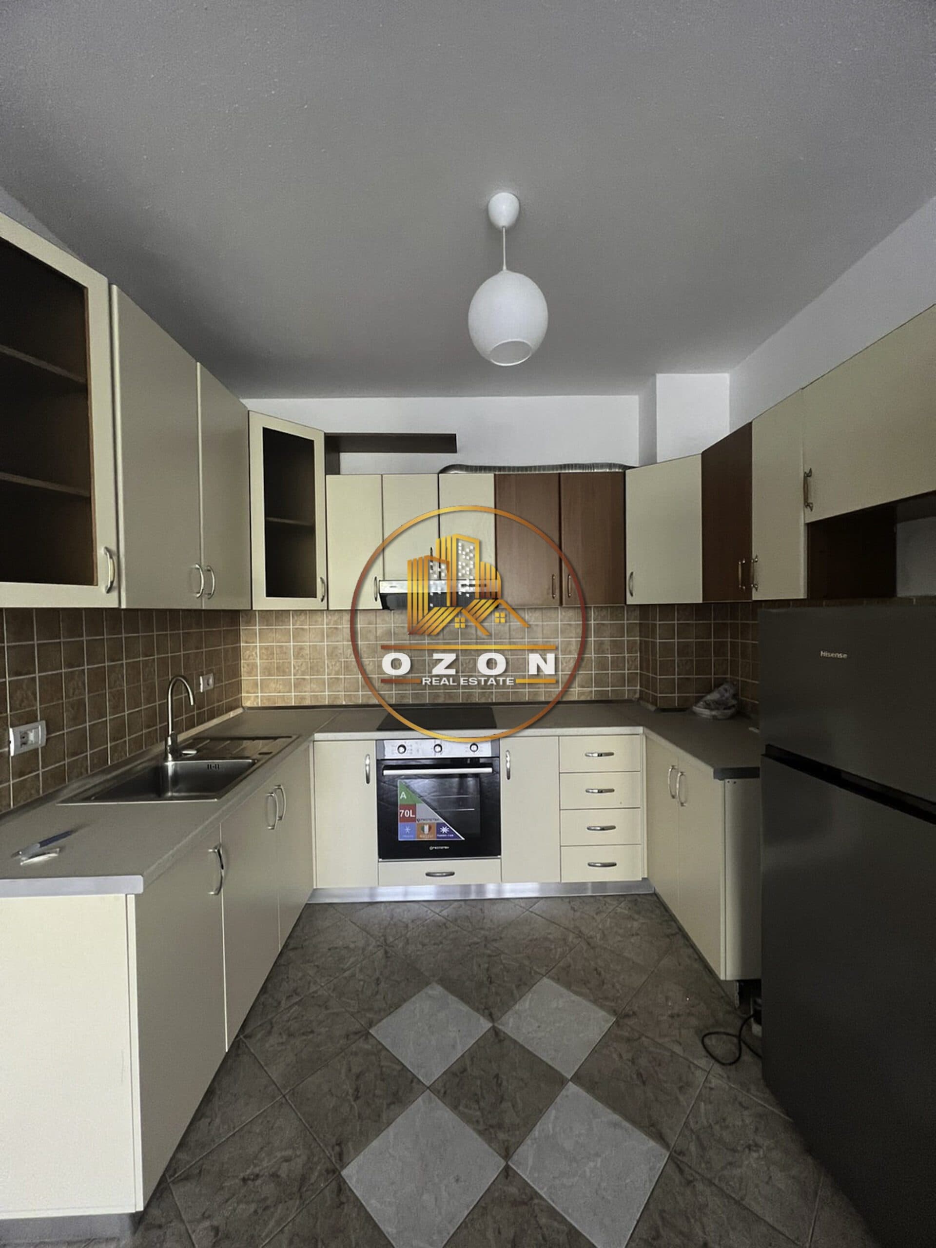 JEPET ME QERA APARTAMENT 2+1+2 TEK 21 DHJETORI !