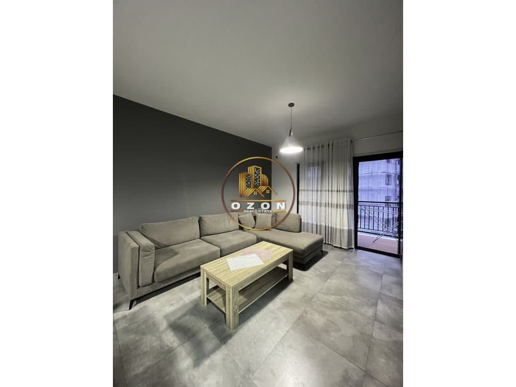 Shitet dhe Jepet me Qira Apartament 2+1+2 tek “KOMPLEKSI GREEN CITY”