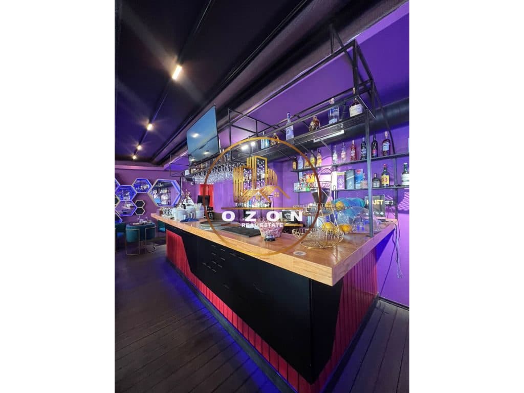 Shitet Lounge Bar Modern tek Ish Stacioni i Fundit i Tiranës së Re! 2