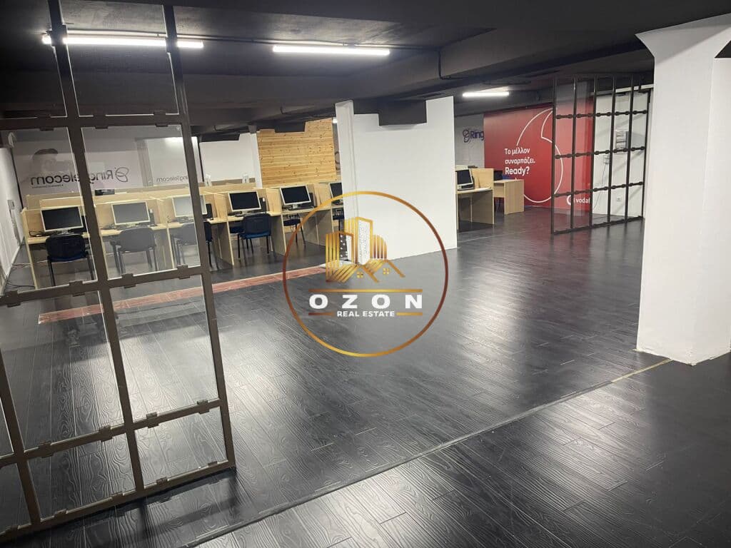 Ambient per Shitje 350m2, Sheshi Willson Tirane! 3