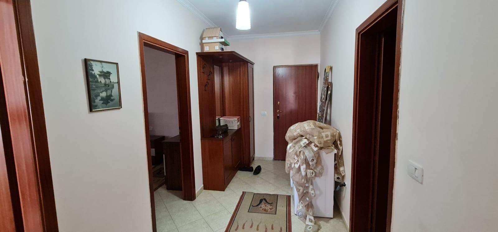 JEPET ME QERA APARTAMENT 2+1 TEK ISH EKSPOZITA !