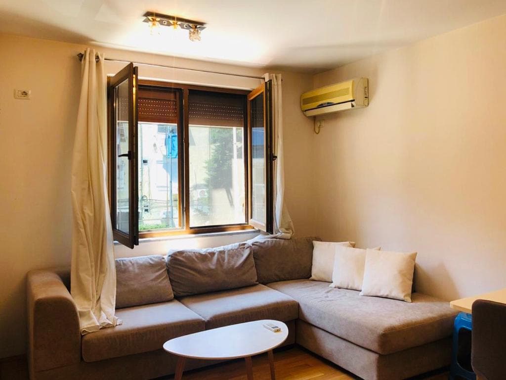 Apartament per qira 1+1 tek Myslym Shyri