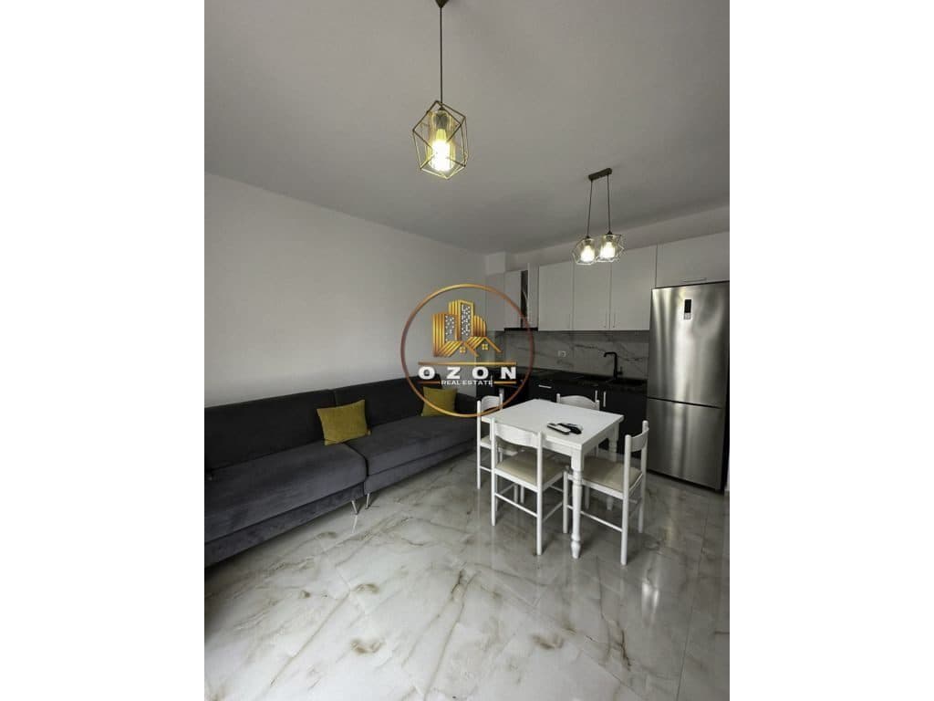 SHITET APARTAMENT 2+1, TEK UNAZA E RE, SIMA COM, ASTIR!!!