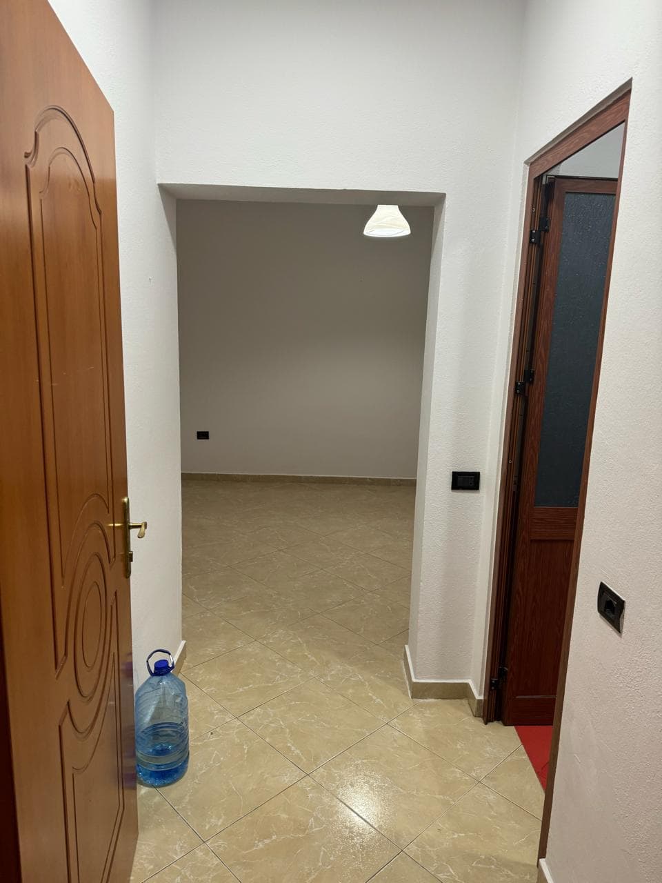 Apartament Me Qira 1+1 Tek Rruga 5 Maji! 3