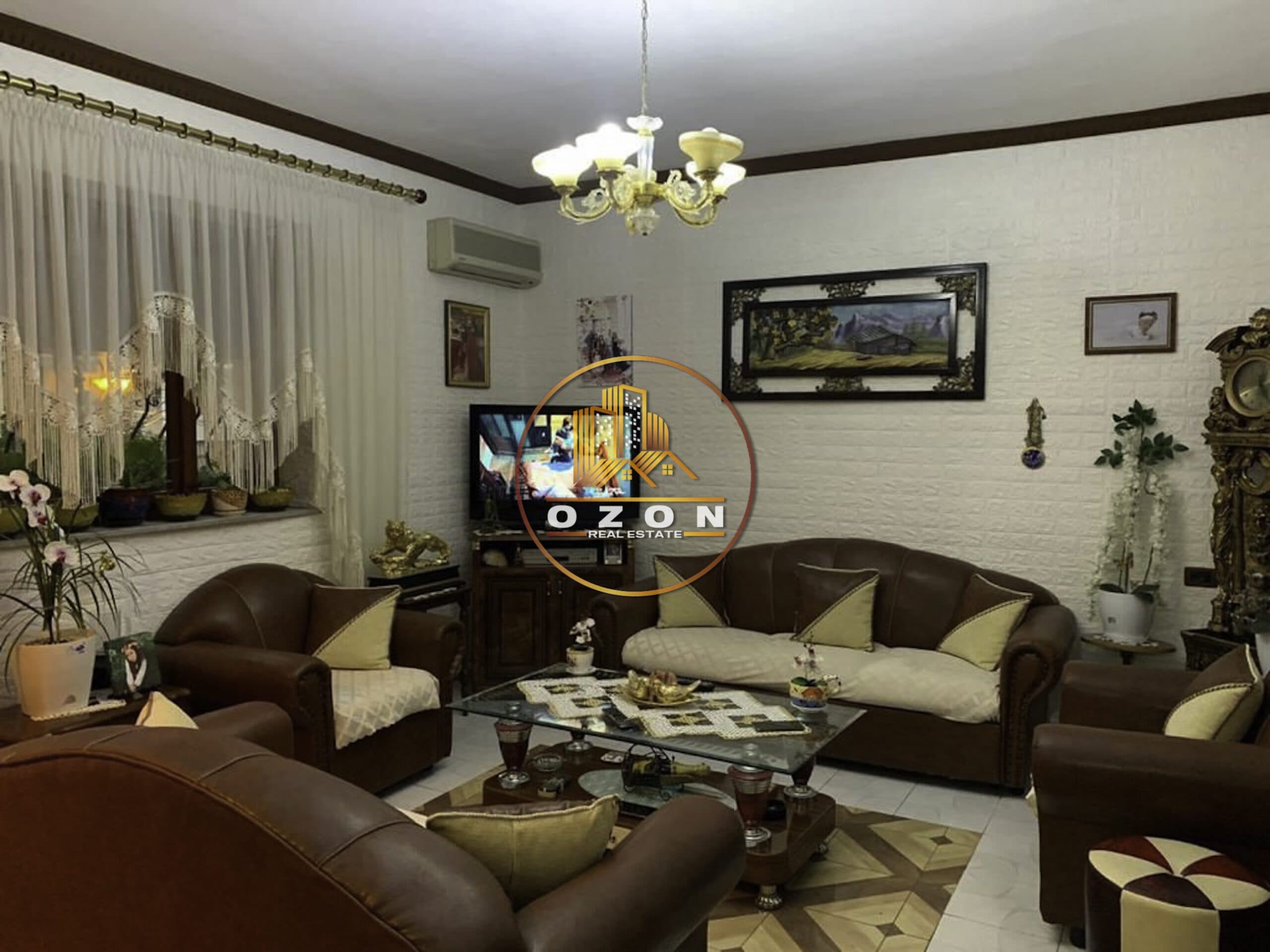 OKAZION! SHITET APARTAMENT 5+1 TEK 21 DHJETORI!