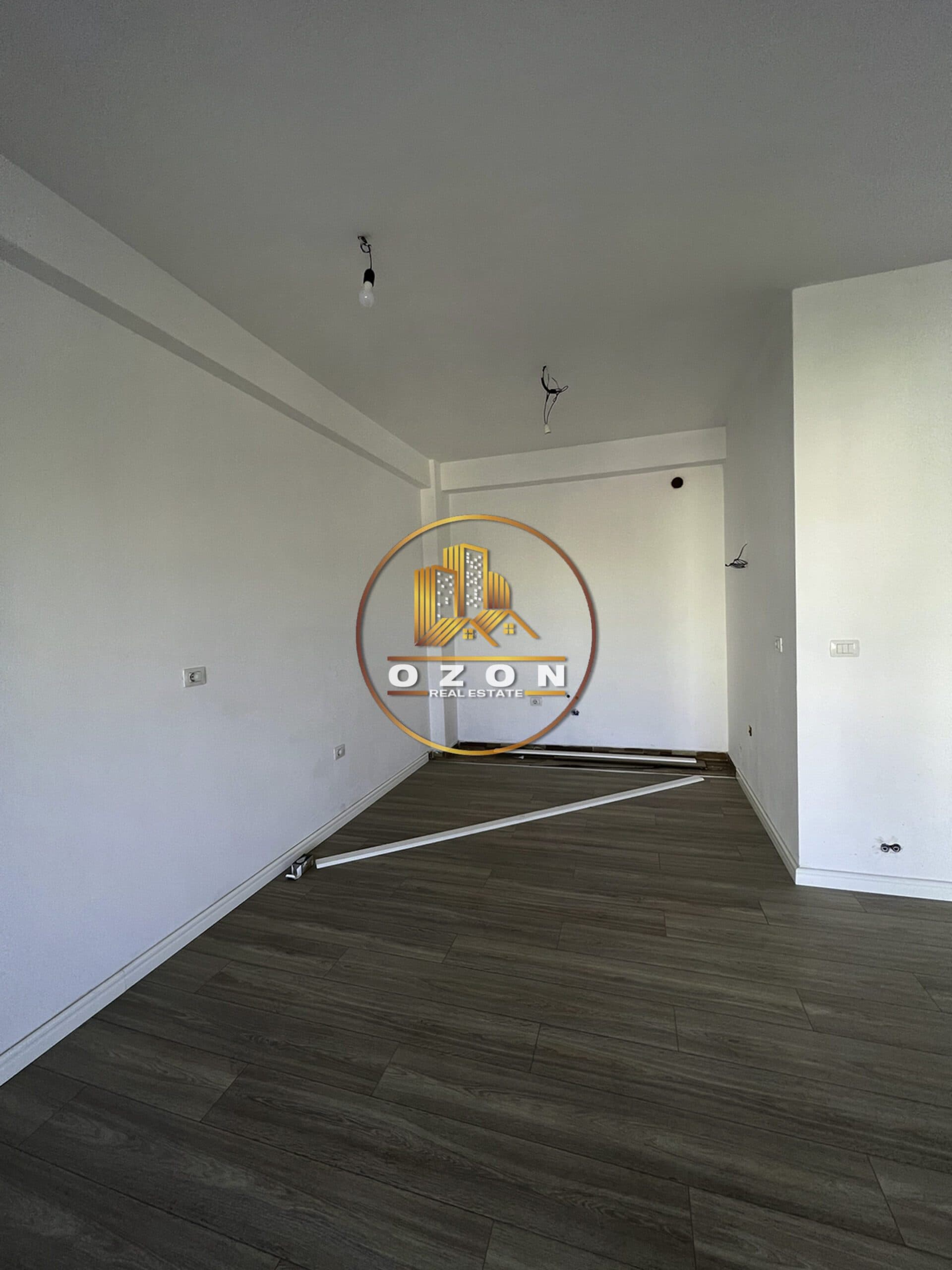 SHITET APARTAMENT 1+1 TEK ALI DEMI!
