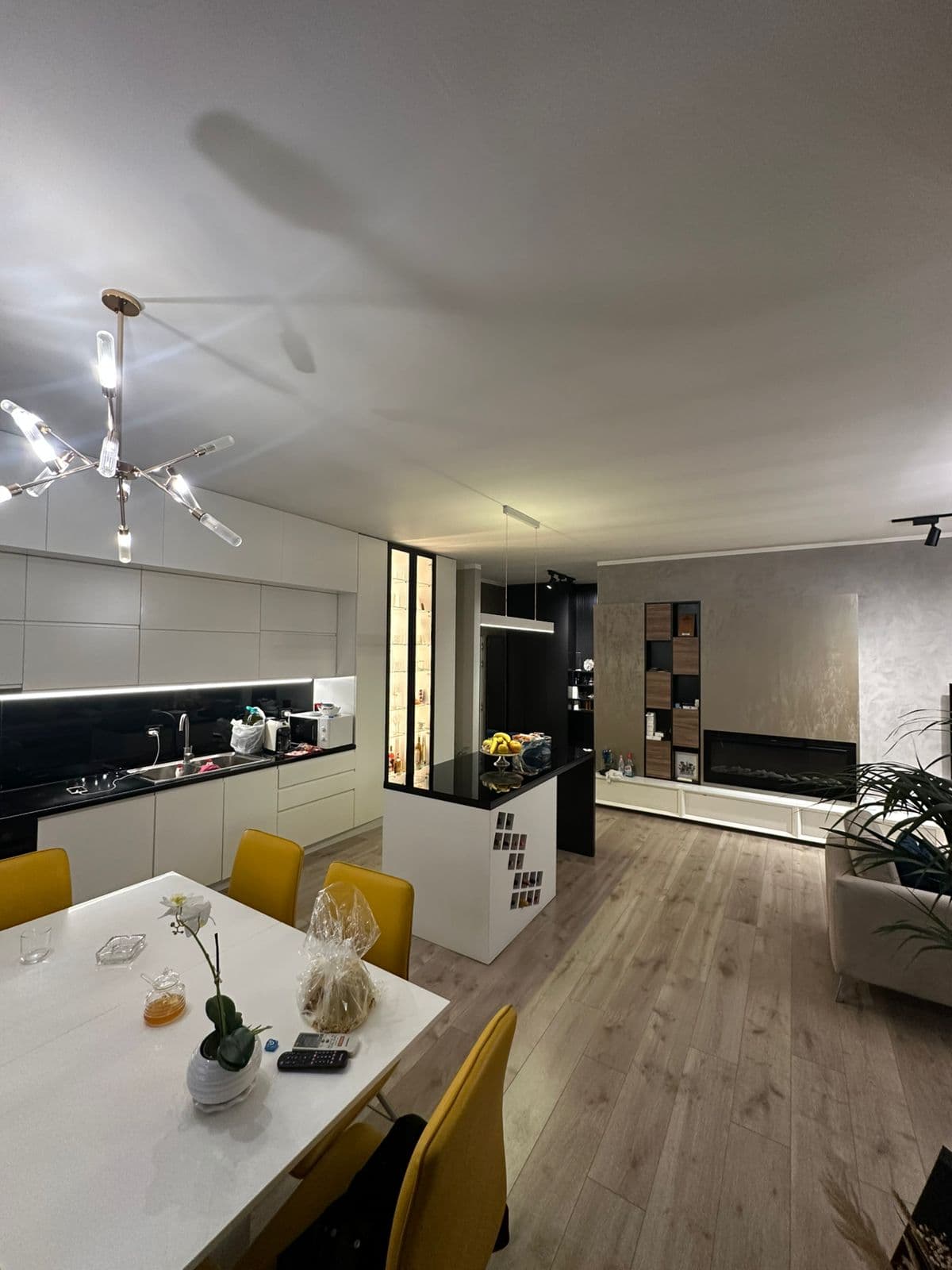Apartament 3+1+2 për shitje tek Kodra e Diellit (Eleonora) ! 3