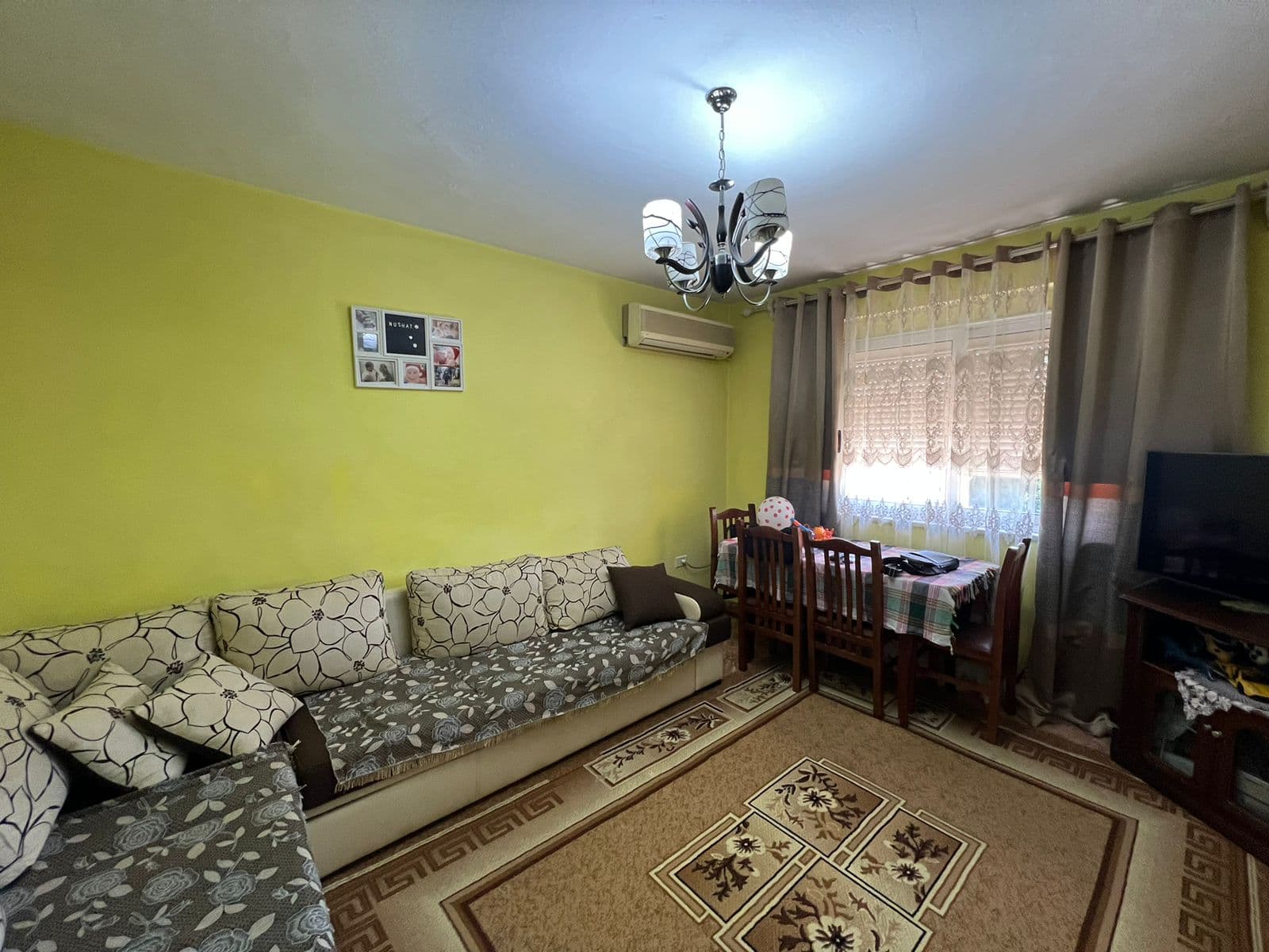SHITET APARTAMENT 1+1, TEK VARRI I BAMIT!