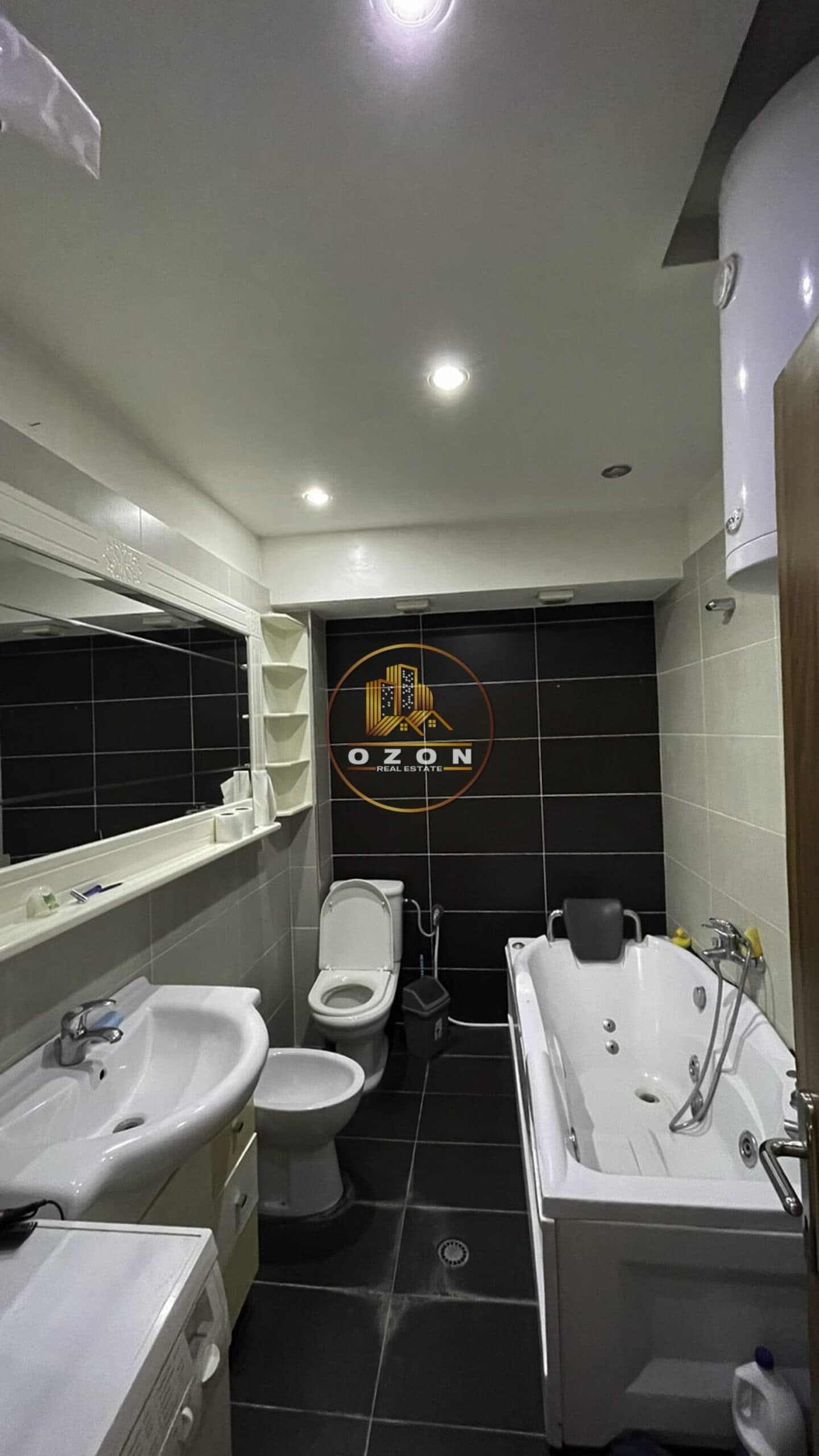 APARTAMENT 1+1 ME QERA , KOMUNA E PARISIT !
