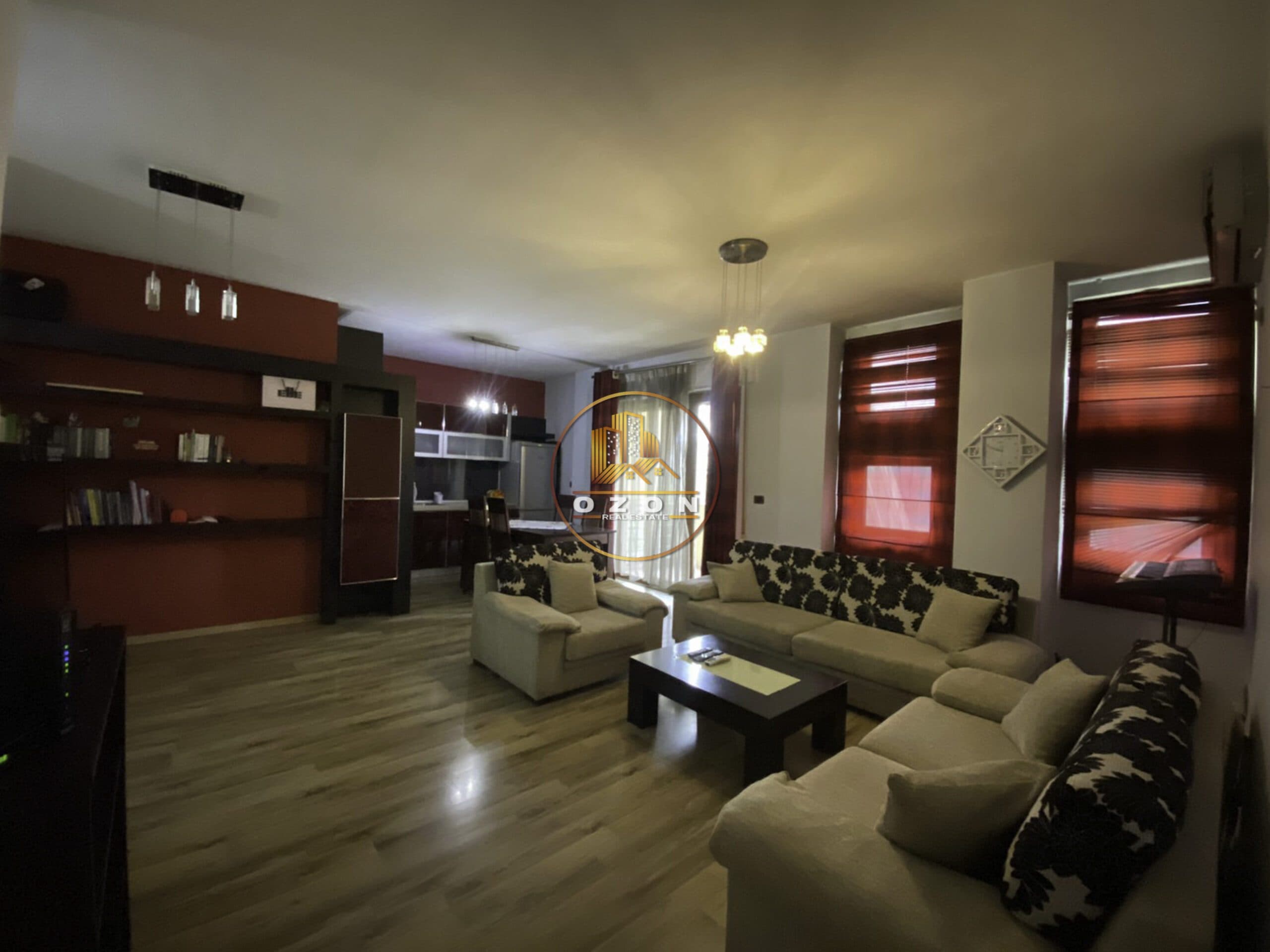 JEPET ME QERA APARTAMENT 2+1 TEK KOMUNA E PARISIT !