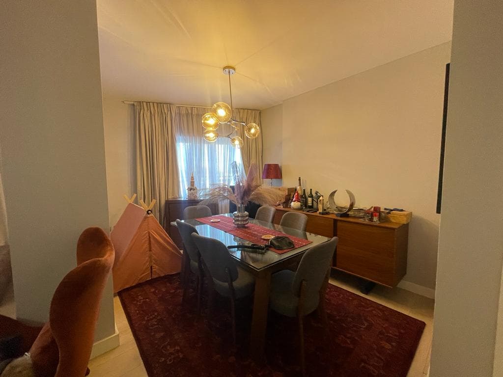 JEPET ME QIRA APARTAMENT 2+1 PRANE KOMPLEKSIT KONTAKT, ISH PARKU I AUTOBUZAVE! 2
