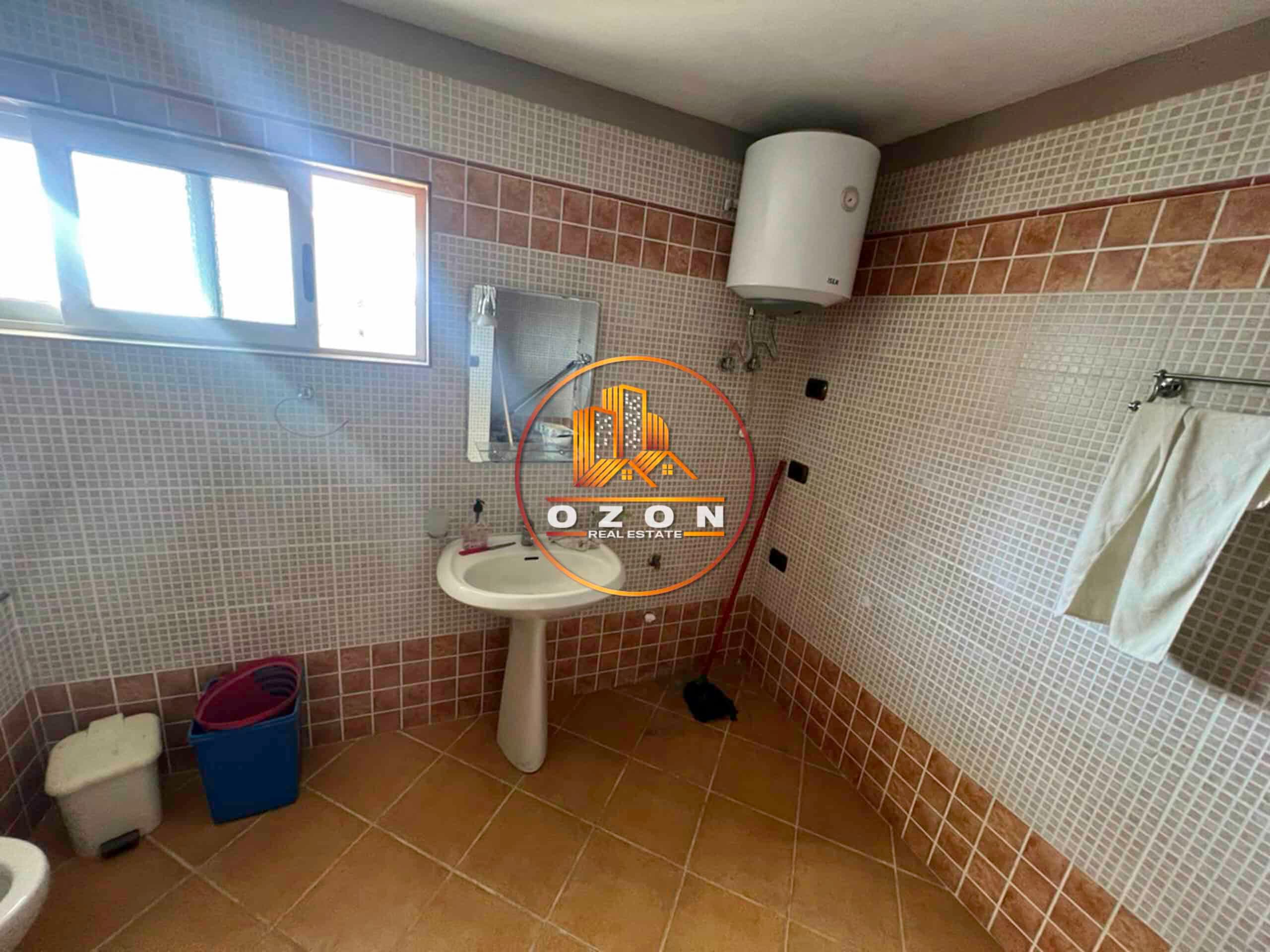 SHITET APARTAMENT 2+1+2, TEK LIBRI UNIVERSITAR!!!