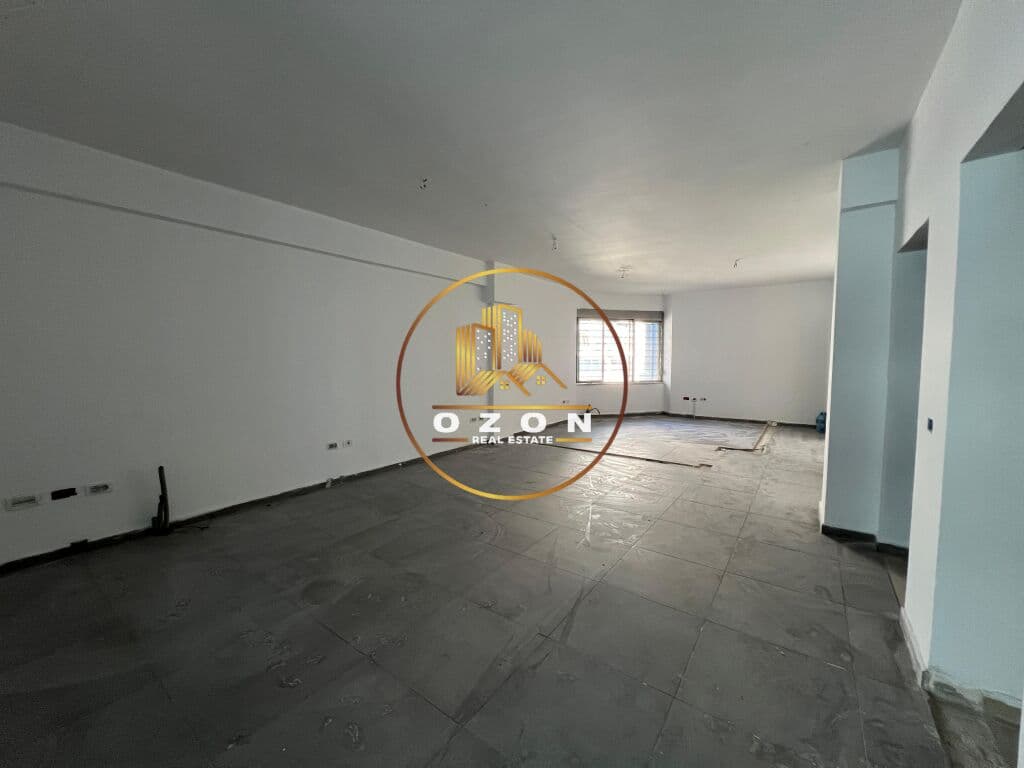 Ambient Komercial, për Qira tek Rruga e Dibrës!