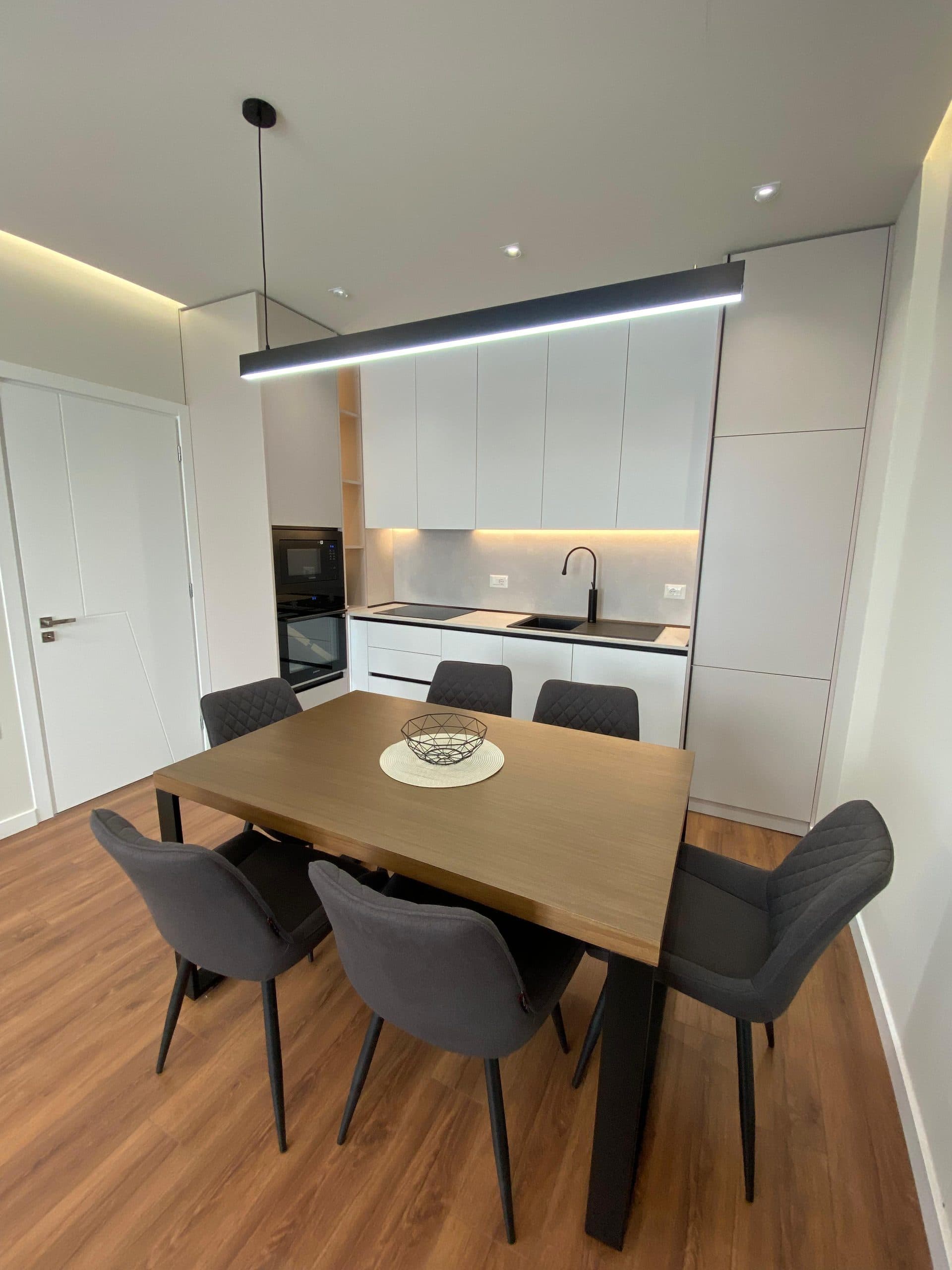 Apartament 2+1+2 Për Qira Tek Oxhaku,Pranë Uet 4