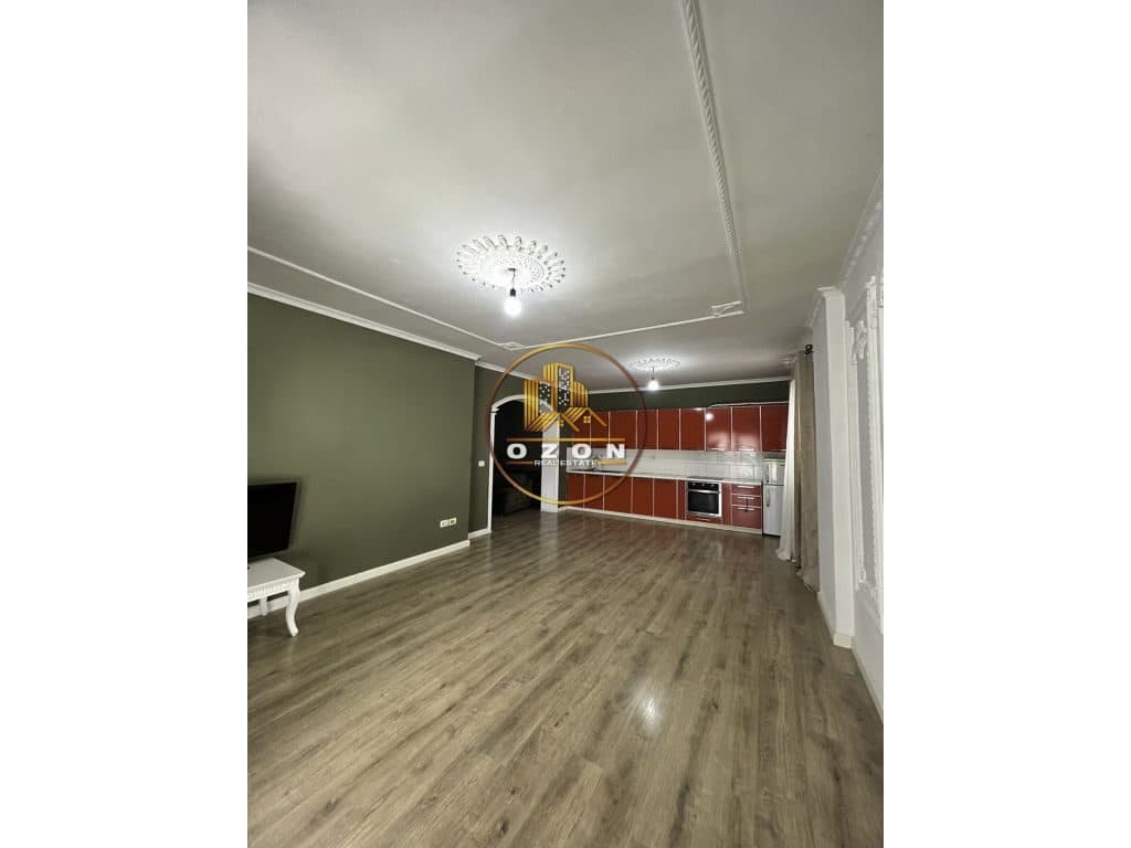 JEPET ME QIRA APARTAMENT 2+1 PER BIZNES, NE MYSLYM SHYR!