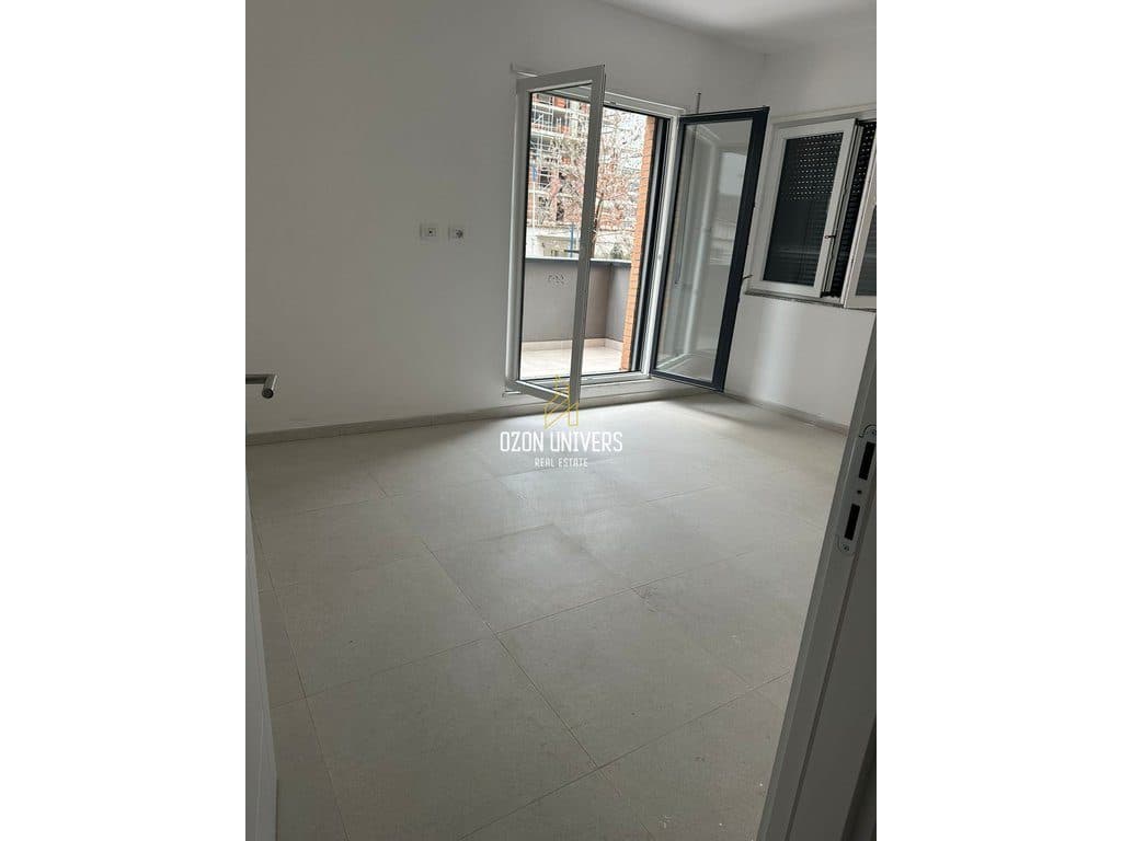 Apartament me qira për banim ose biznes, te Bulevardi i Ri! 3
