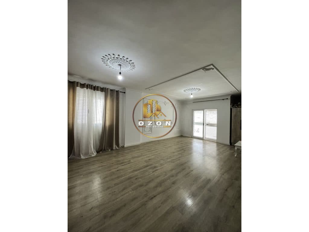 JEPET ME QIRA APARTAMENT 2+1 PER BIZNES, NE MYSLYM SHYR!