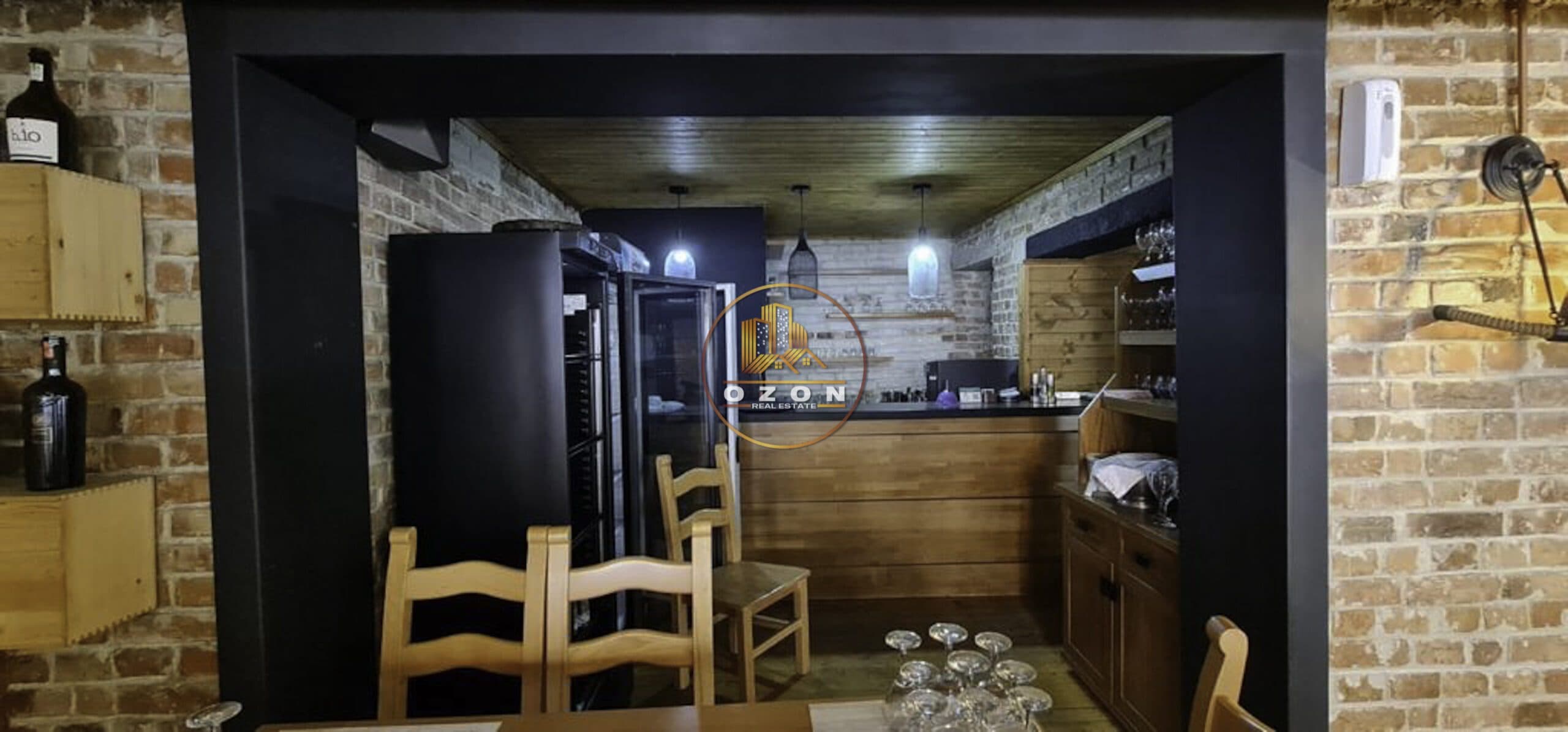SHITET/QERA AMBIENT BIZNESI-RESTORANT ,RRUGA” KONGRESI MANASTIRIT ” ! 3