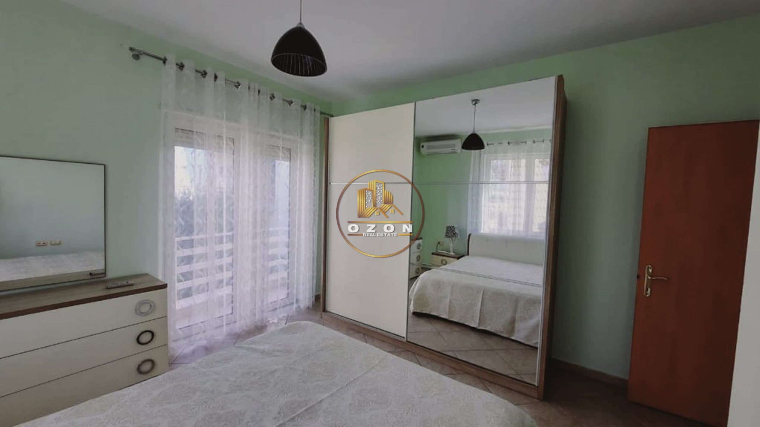Jepet me qera apartament 2+1, me parking tek Kopshti Zoologjik 4